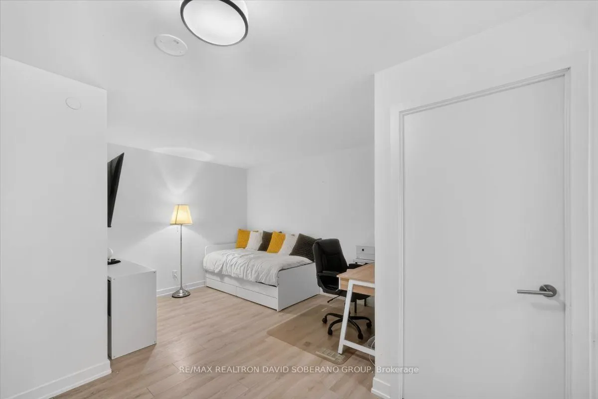 112 Varna Drive #4