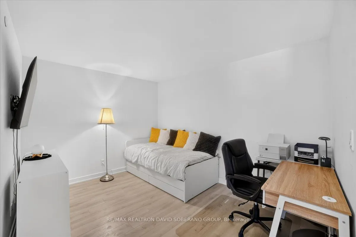 112 Varna Drive #4