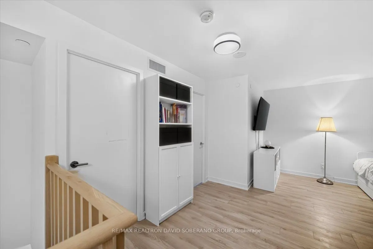 112 Varna Drive #4