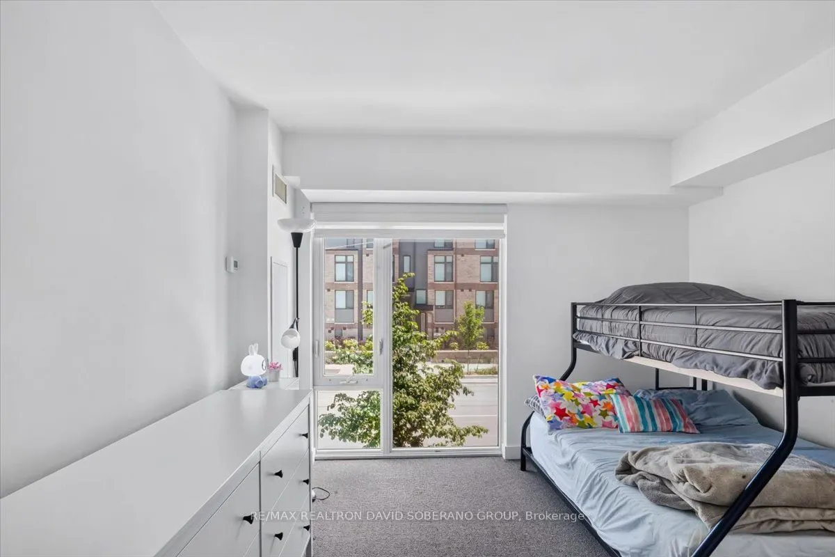 112 Varna Drive #4
