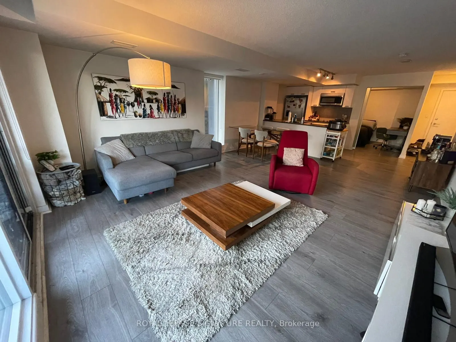 295 Adelaide Street W #414
