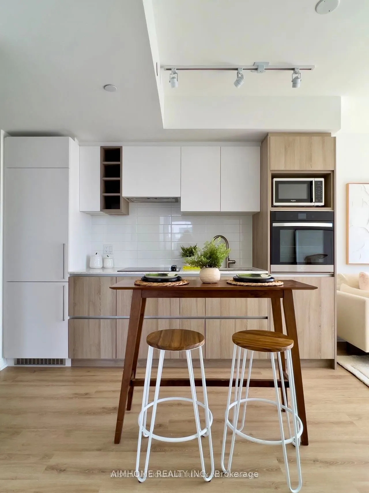 319 Jarvis Street #1802