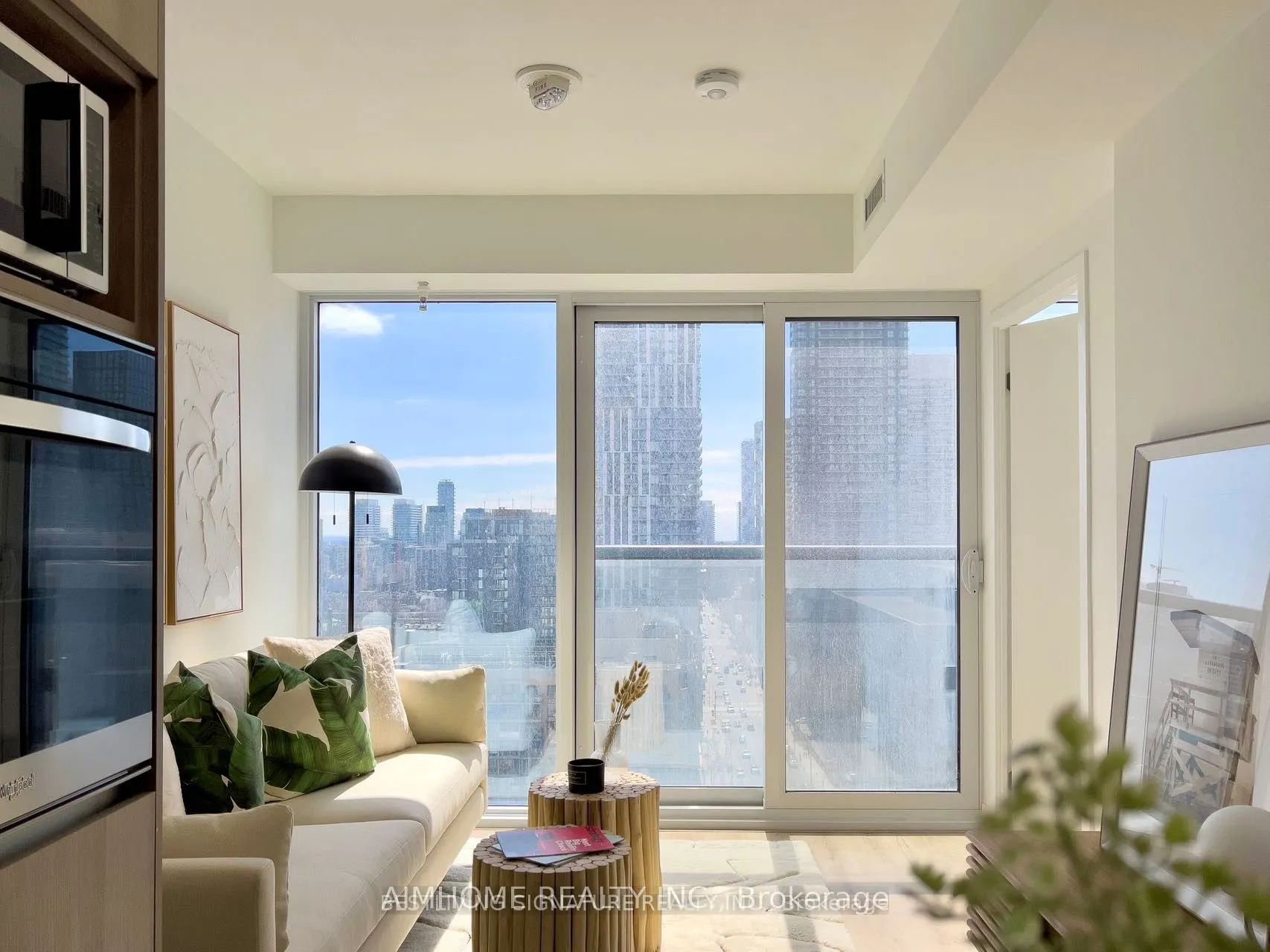 319 Jarvis Street #1802
