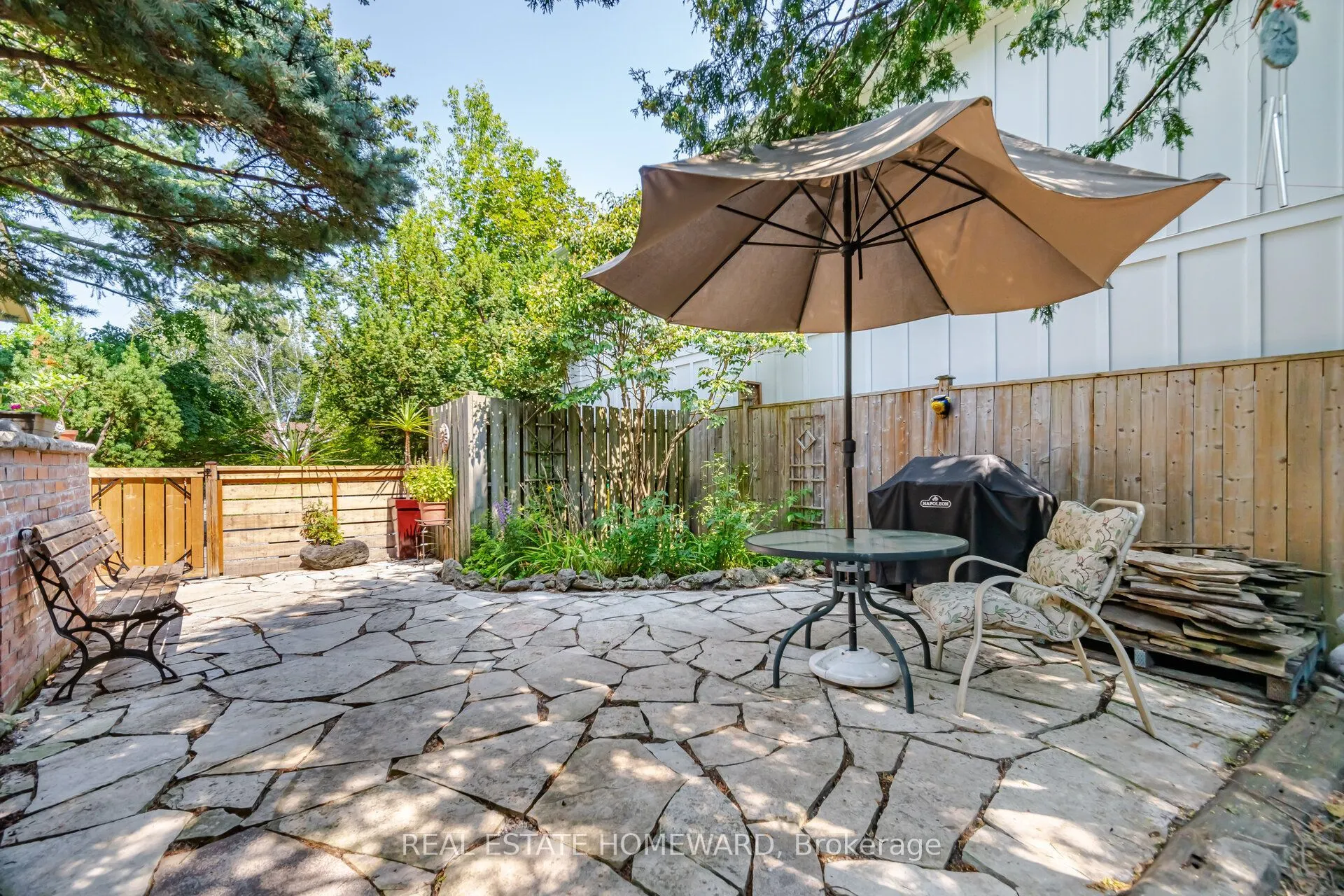 3 Shadwell Place