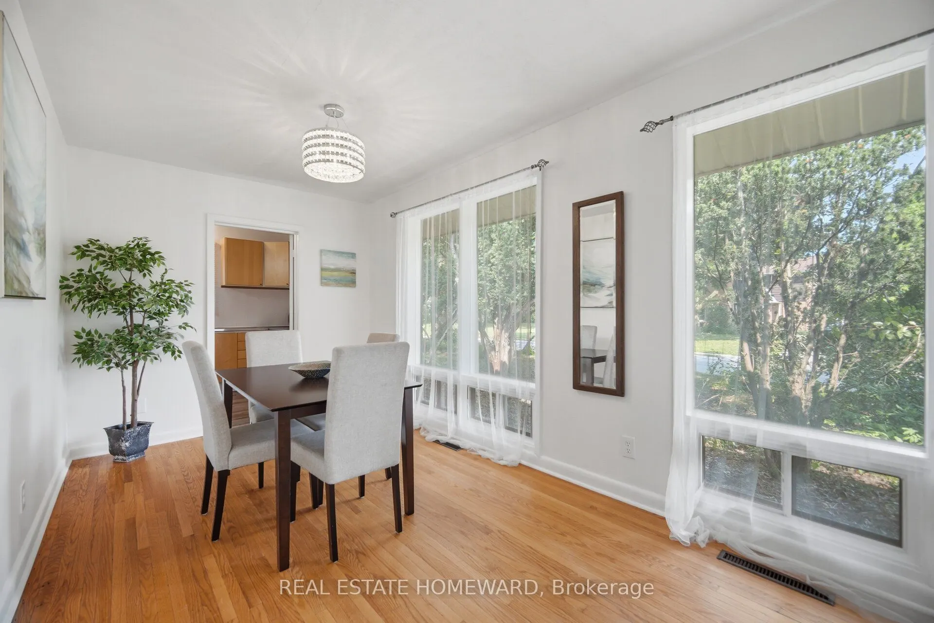 3 Shadwell Place