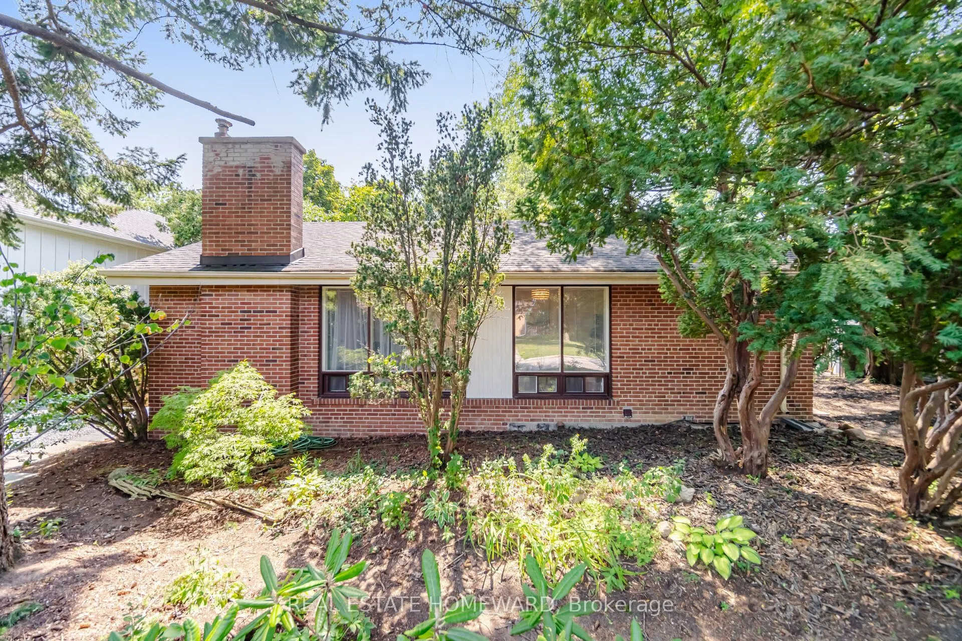 3 Shadwell Place