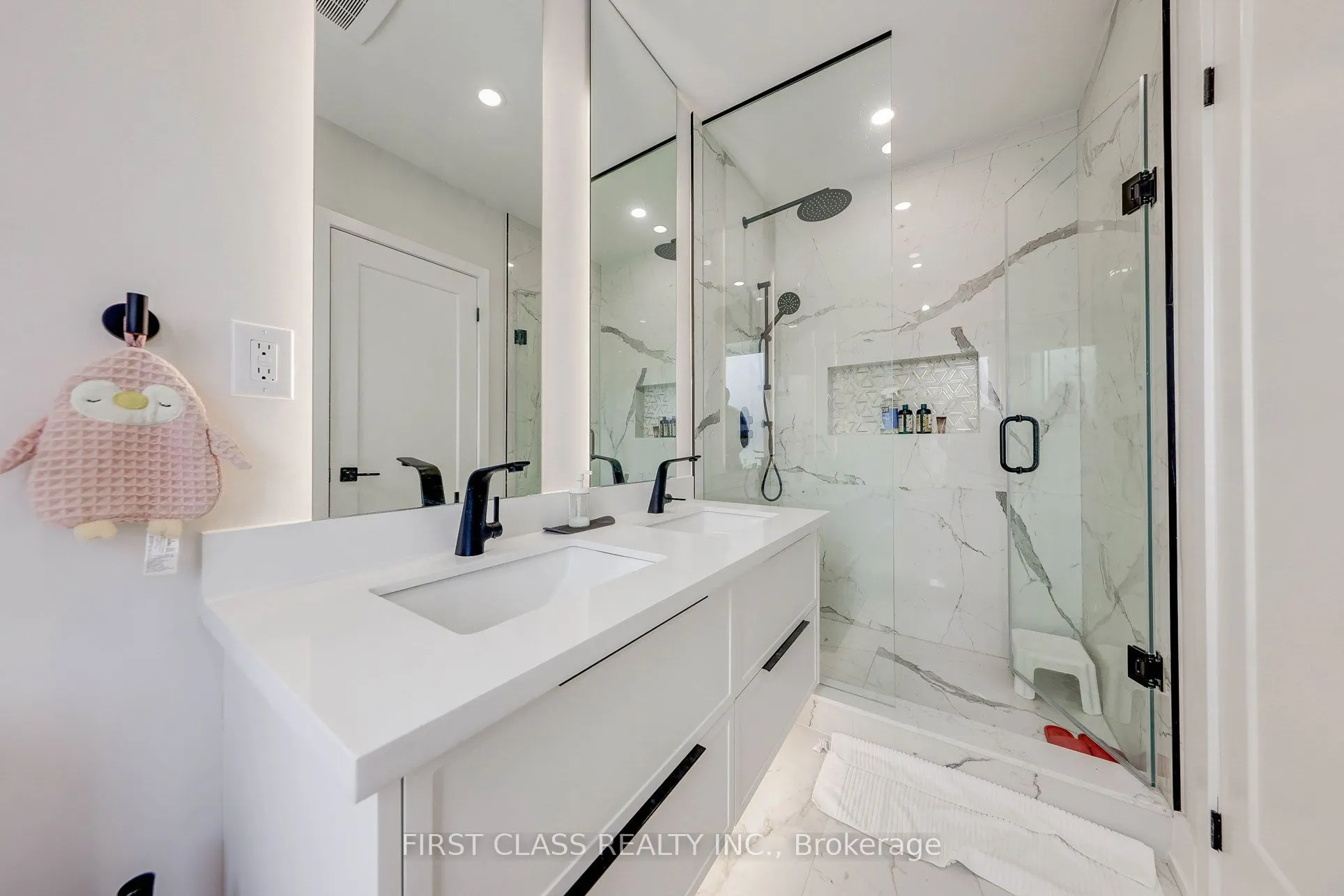 431 Roxton Road #Ensuite 2