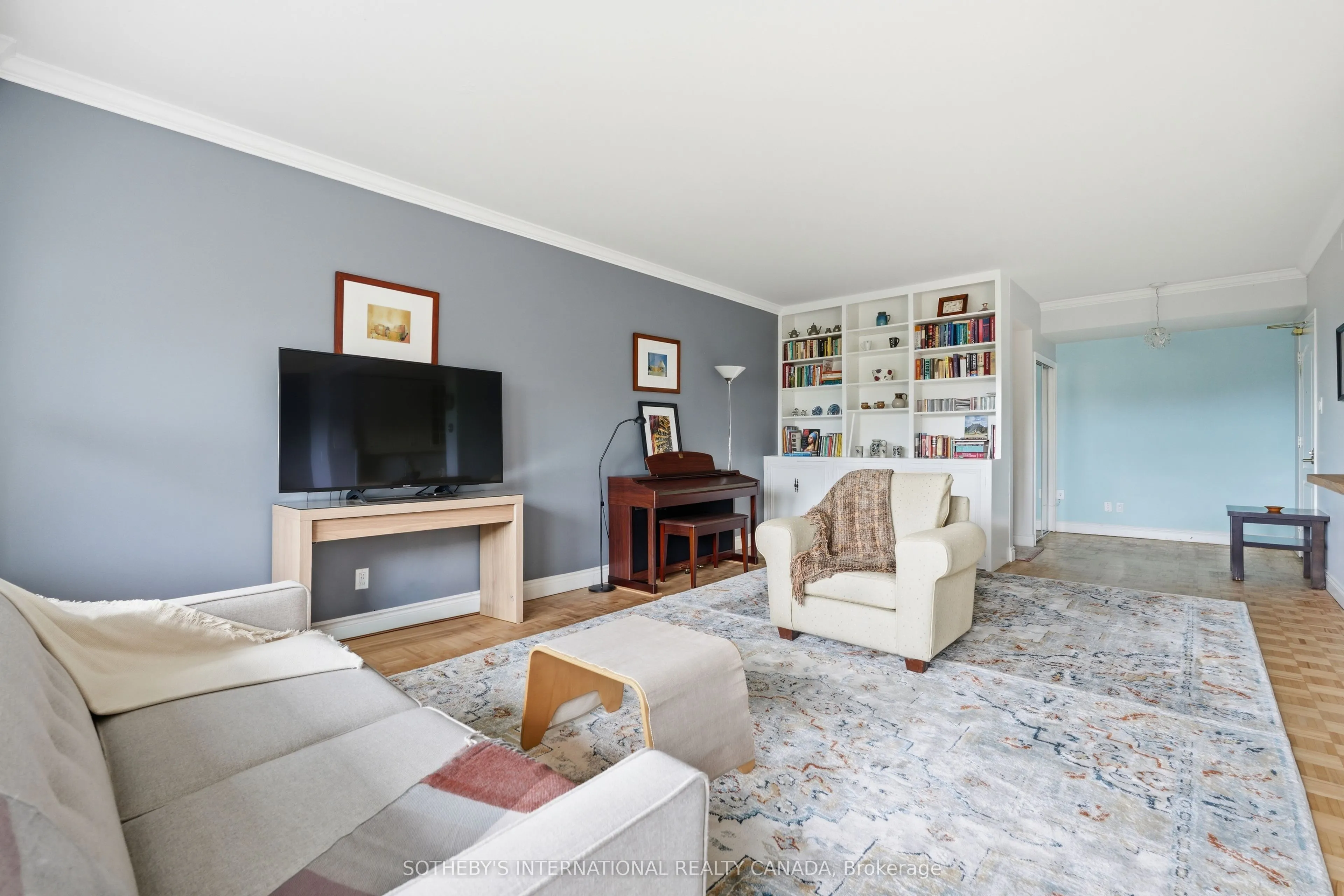 21 Dale Avenue #947