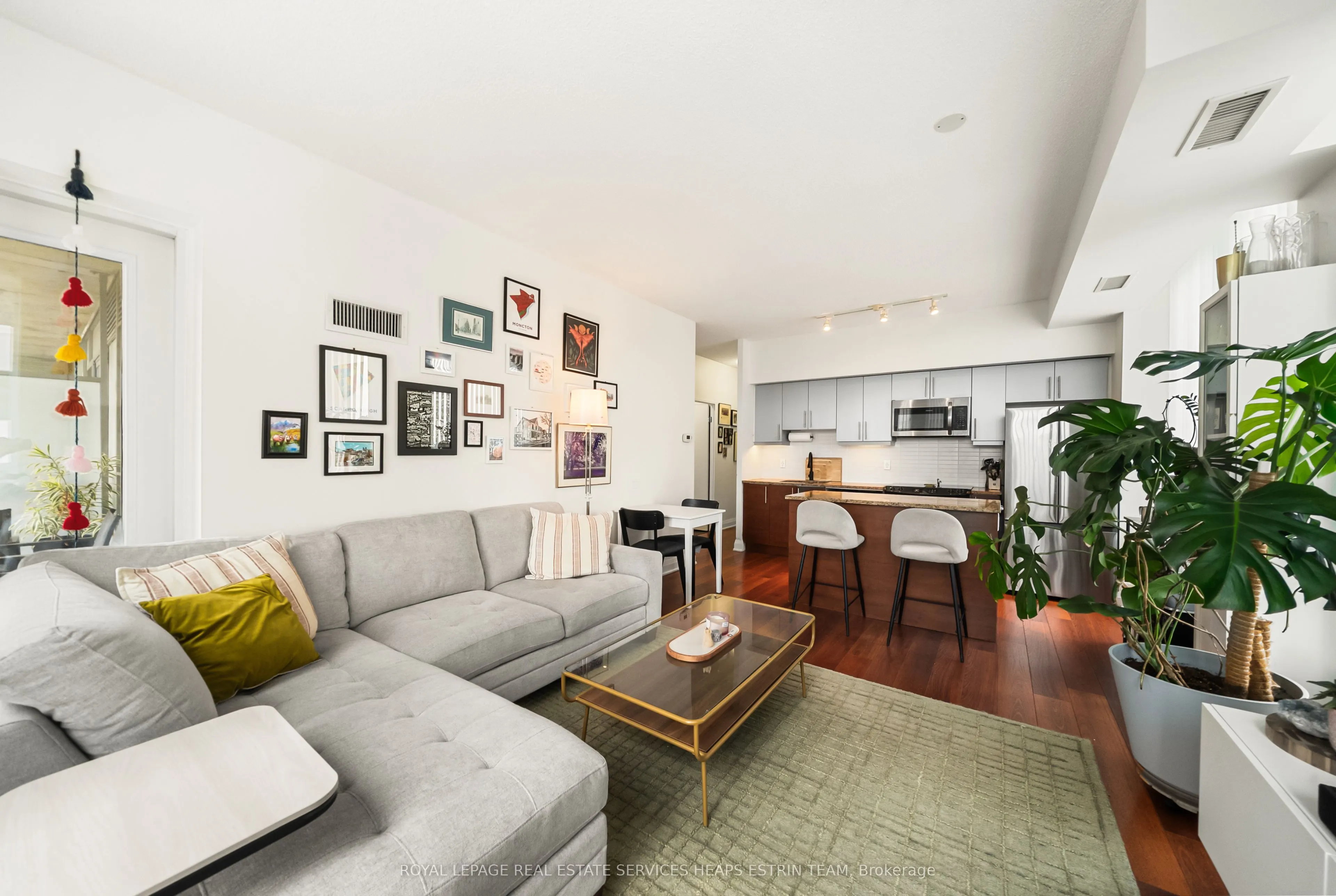 83 Redpath Avenue #704