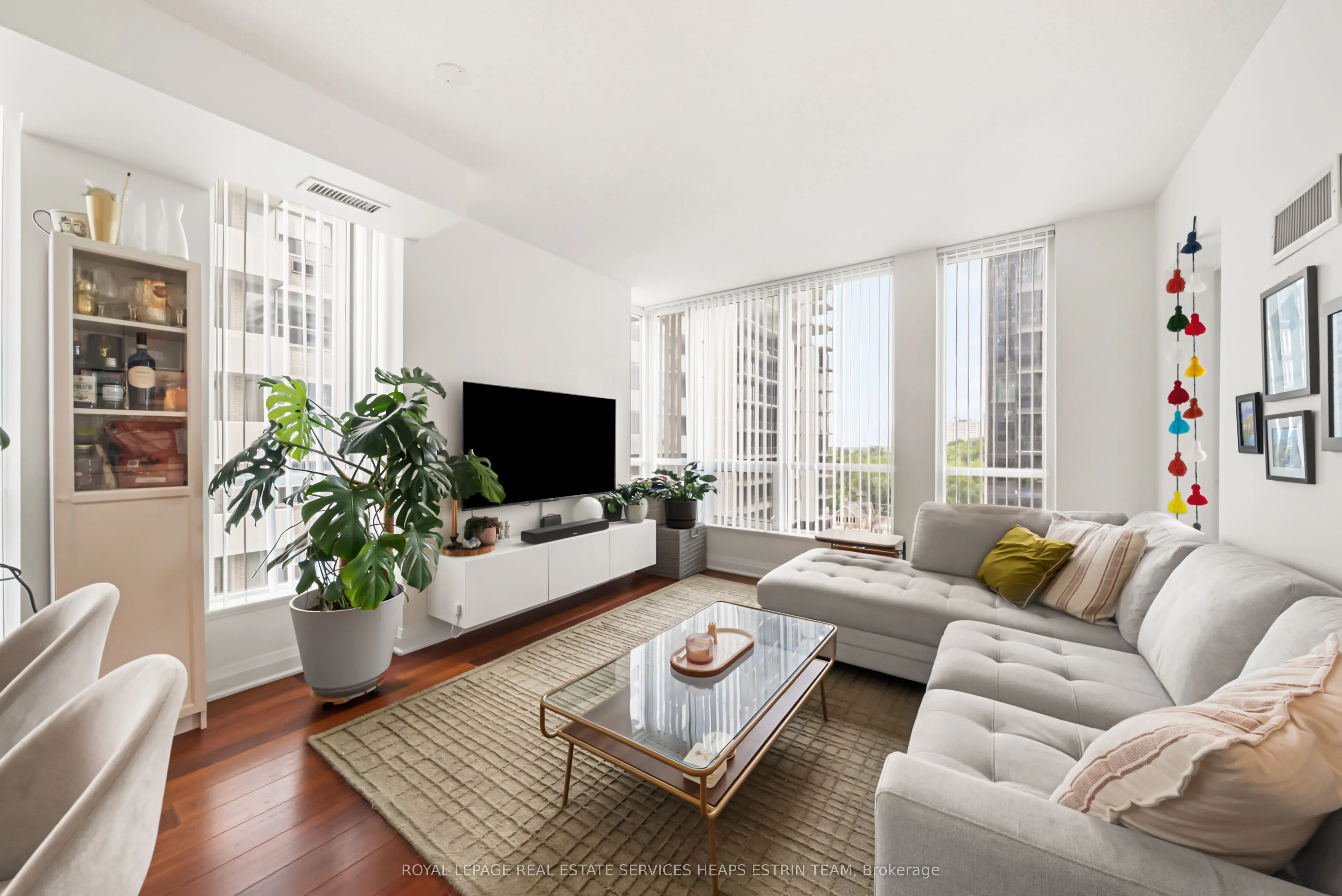 83 Redpath Avenue #704