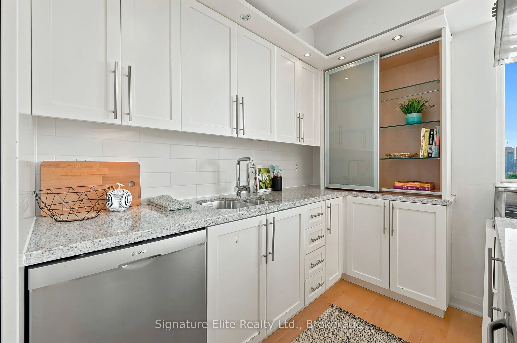1430 Yonge Street #902