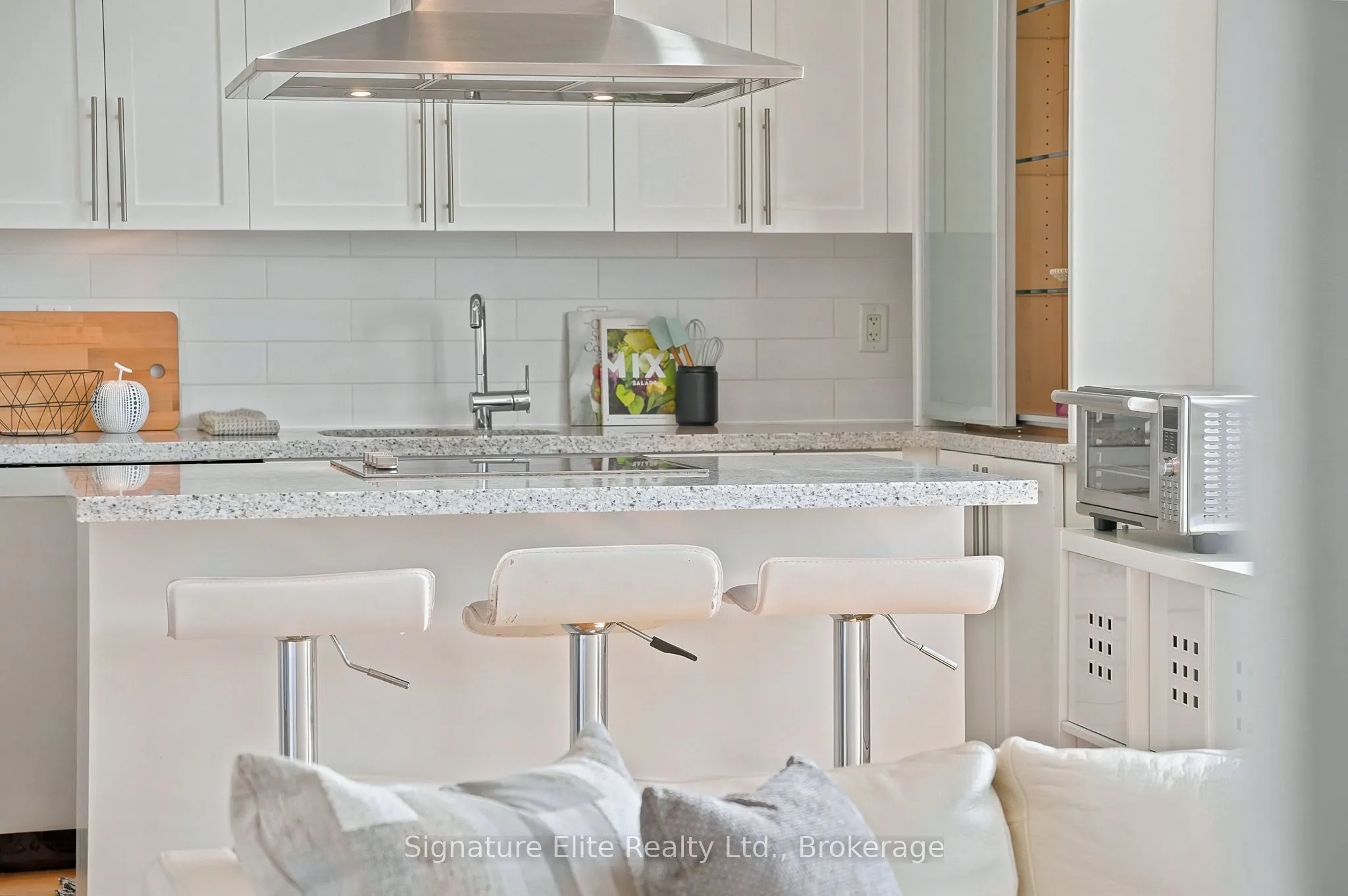 1430 Yonge Street #902