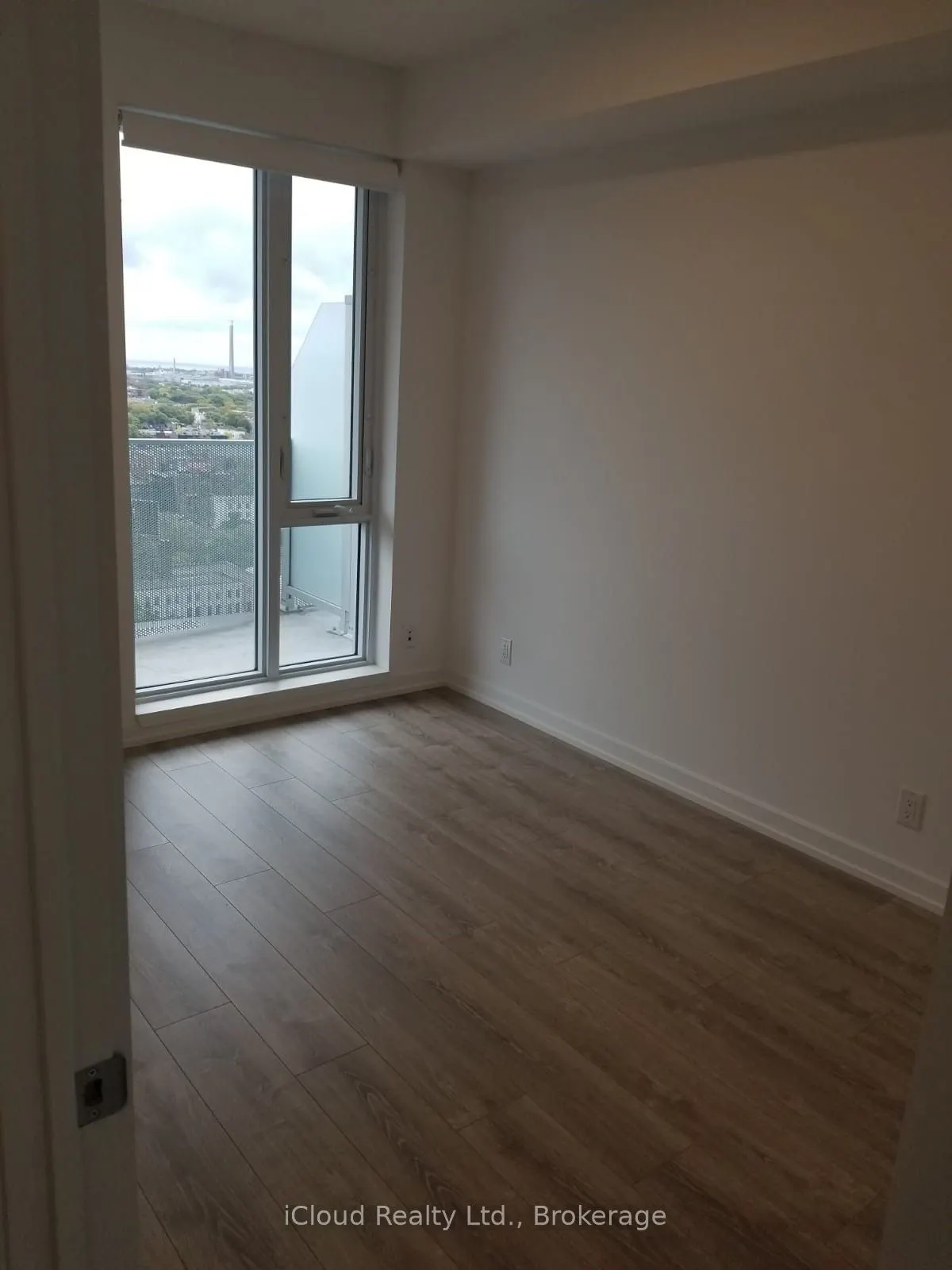 20 Tubman Avenue #1906