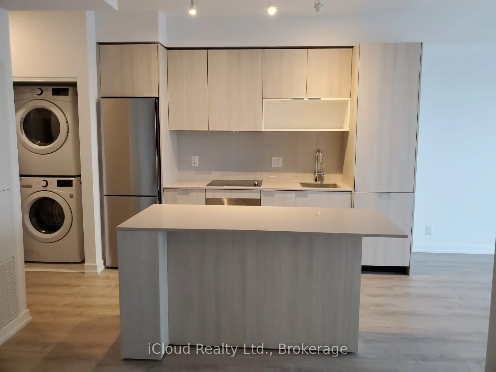 20 Tubman Avenue #1906