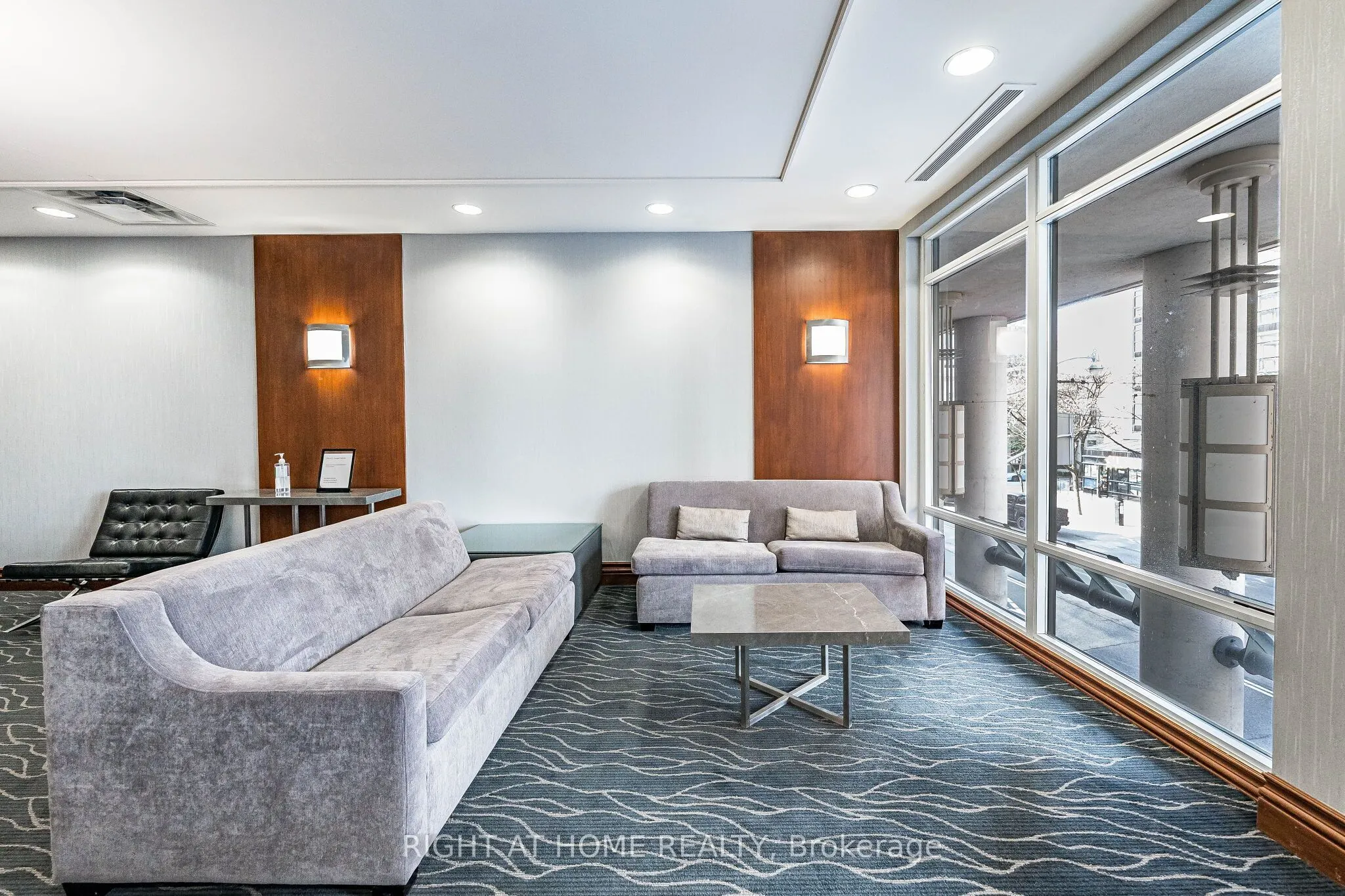 1121 Bay Street #1106