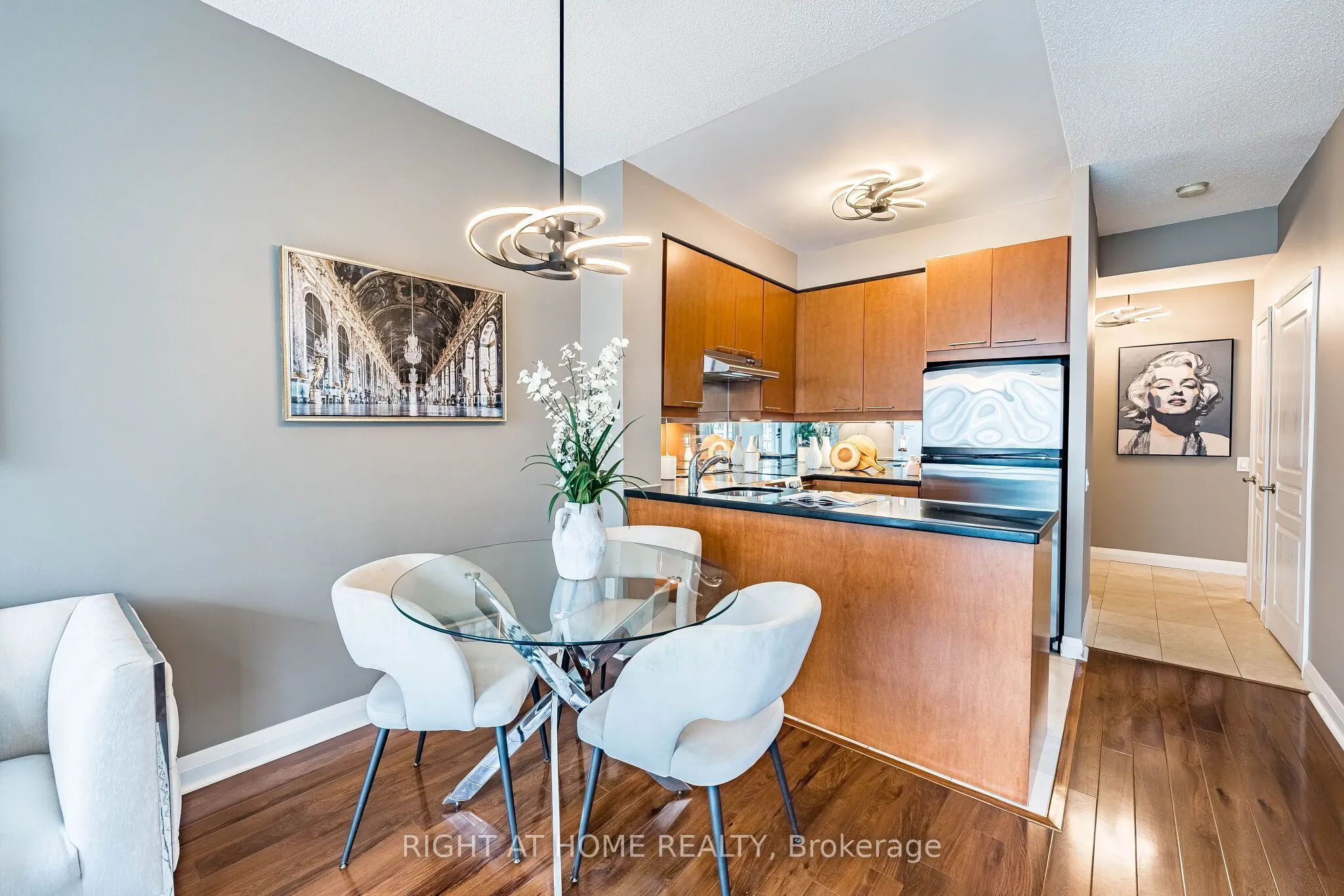 1121 Bay Street #1106