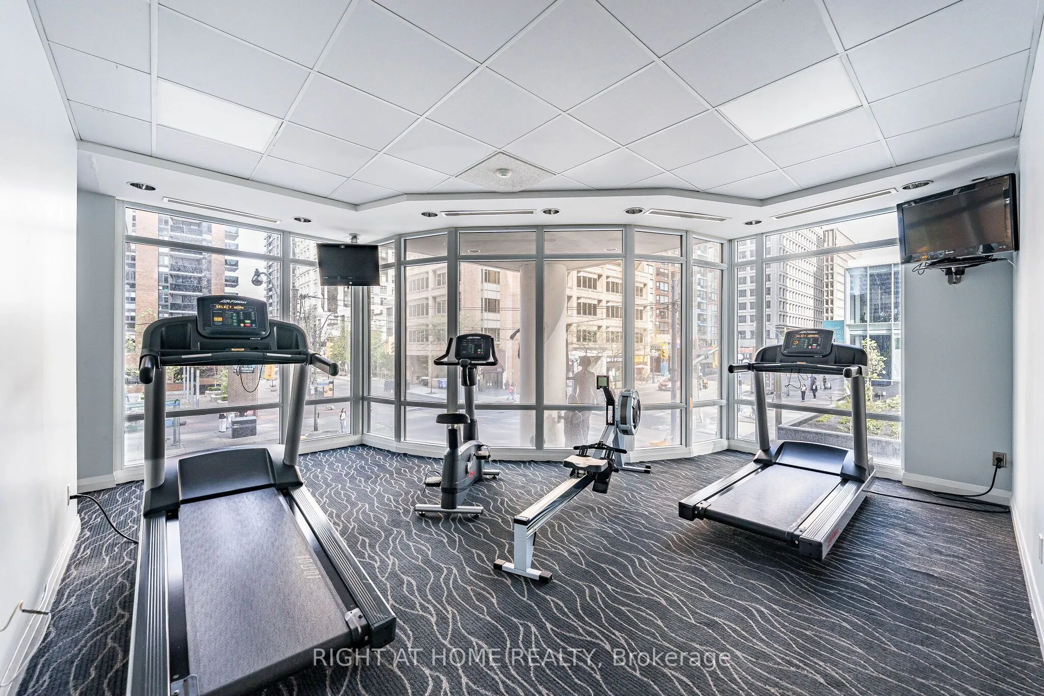 1121 Bay Street #1106