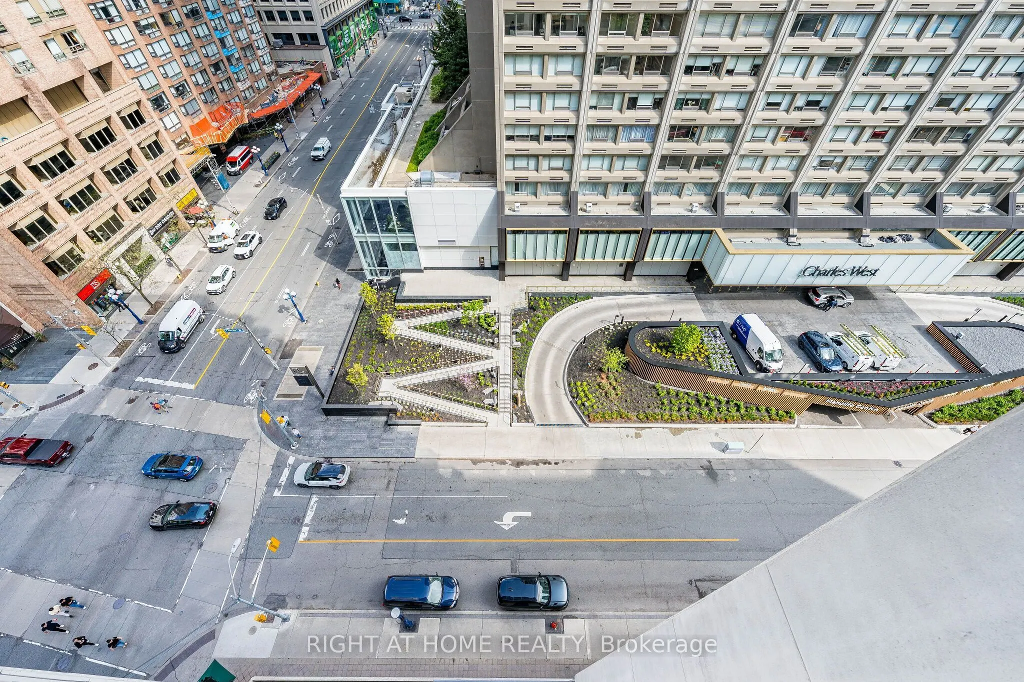 1121 Bay Street #1106