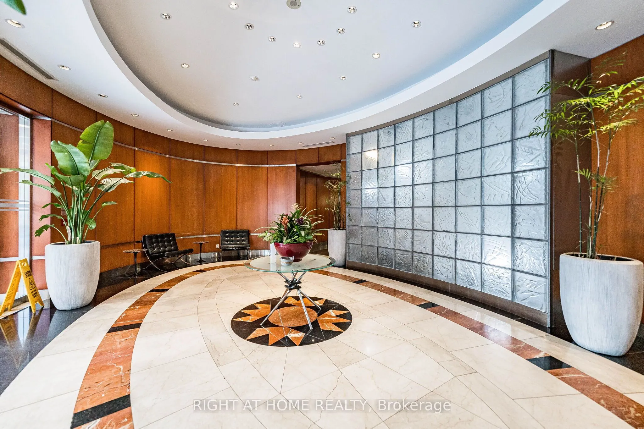 1121 Bay Street #1106