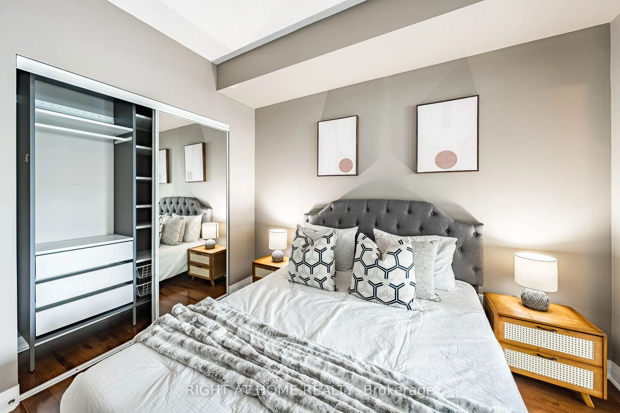 1121 Bay Street #1106