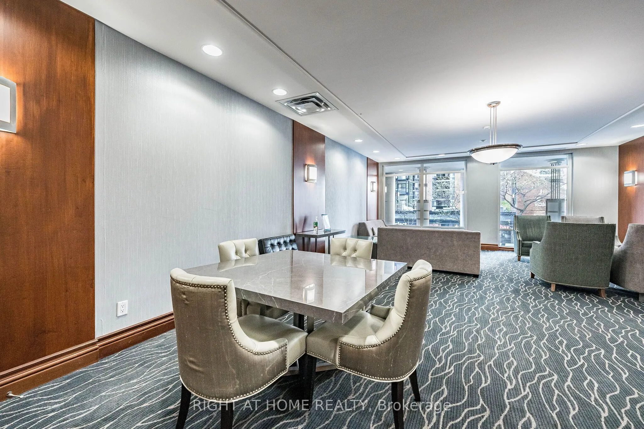 1121 Bay Street #1106