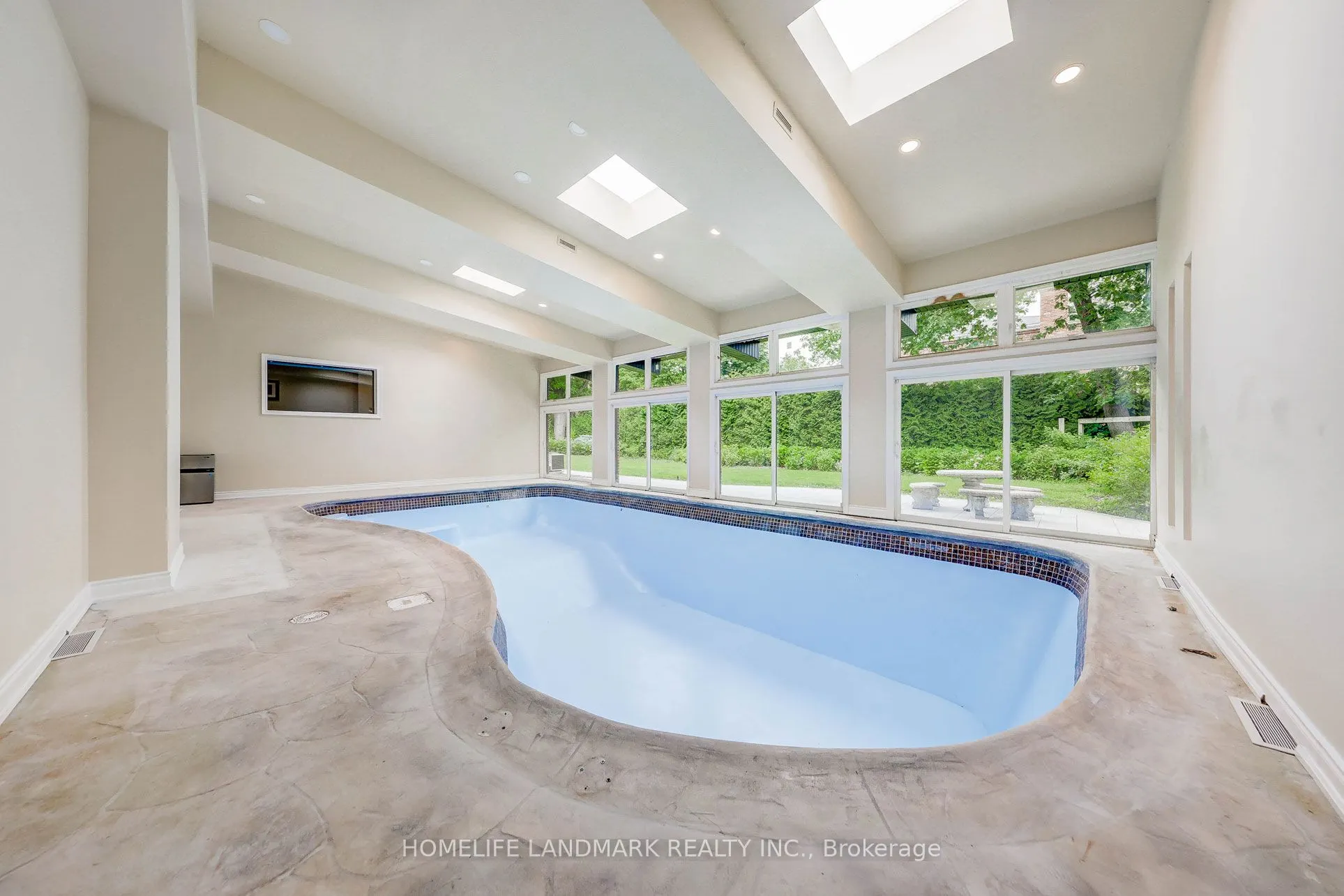 38 Misty Crescent