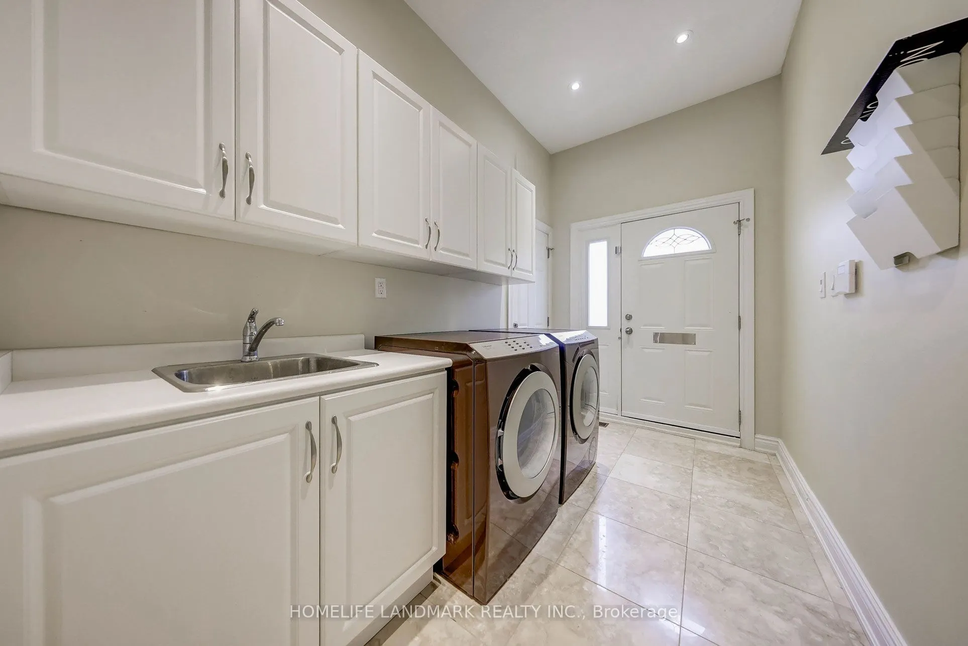 38 Misty Crescent