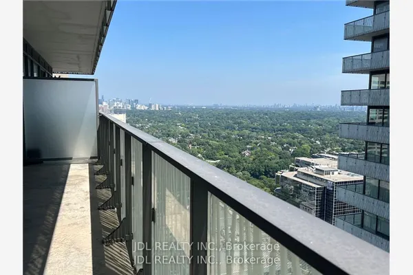 42 Charles Street E #3609
