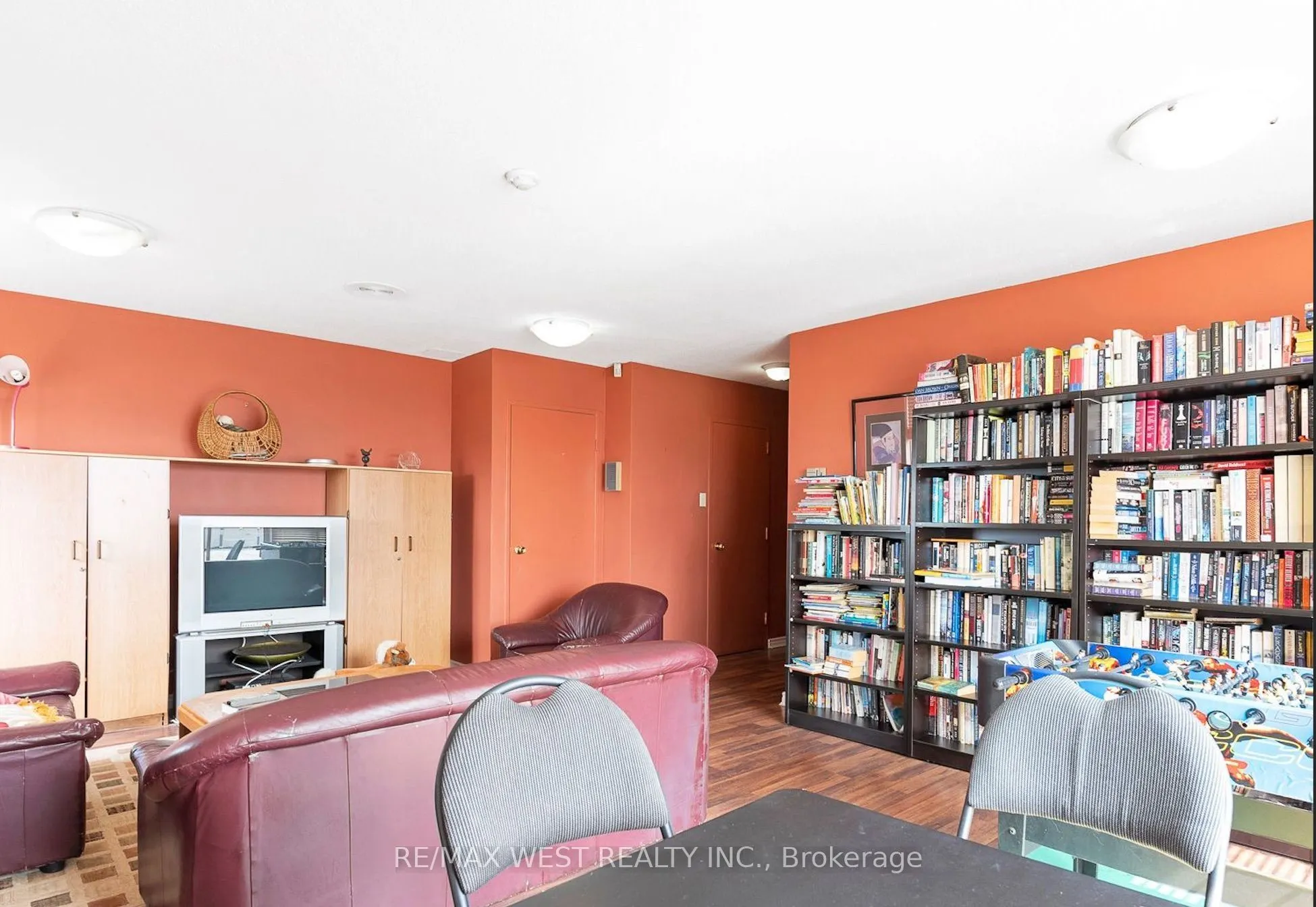 130 Neptune Drive #202