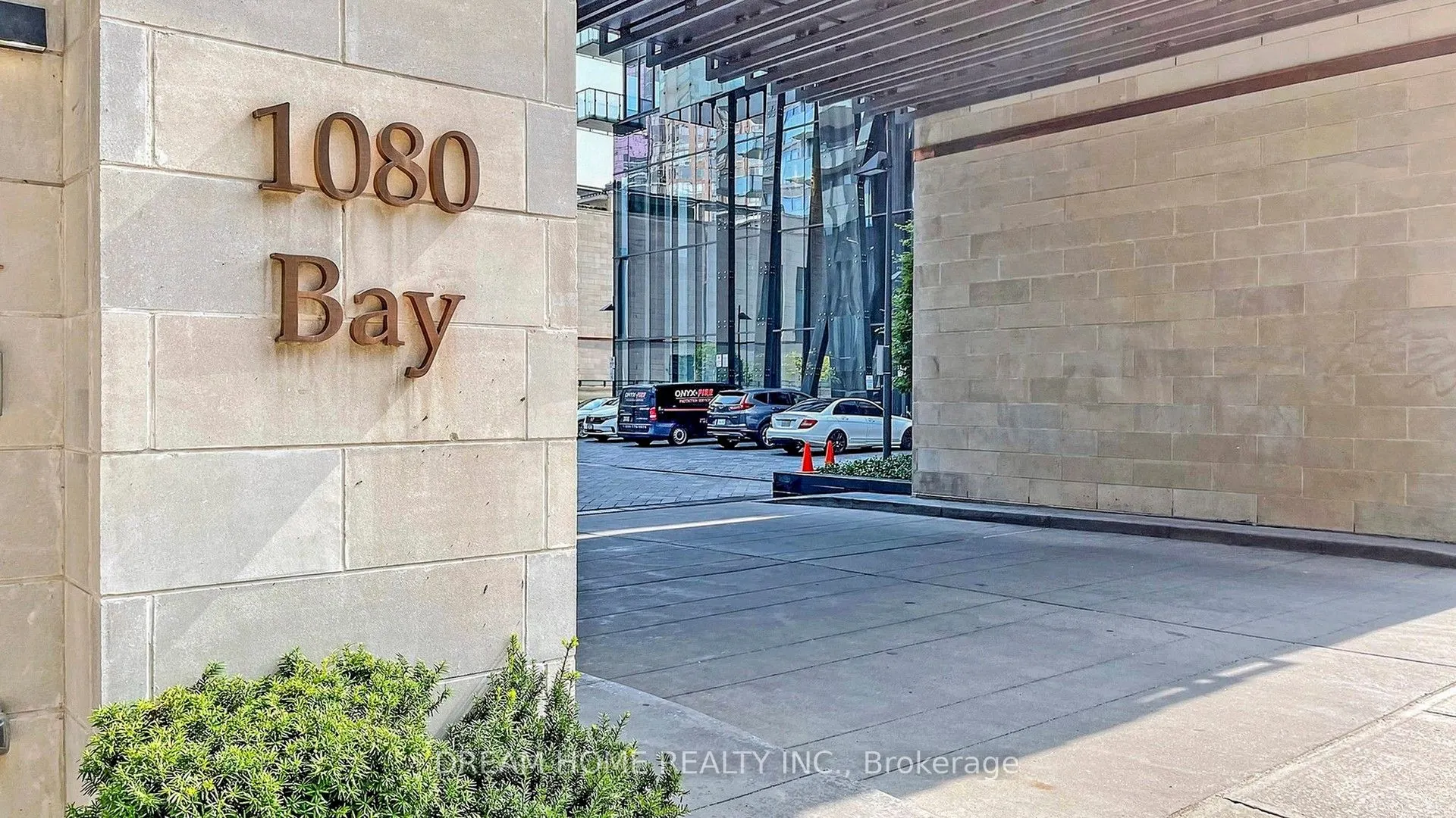 1080 Bay Street #709