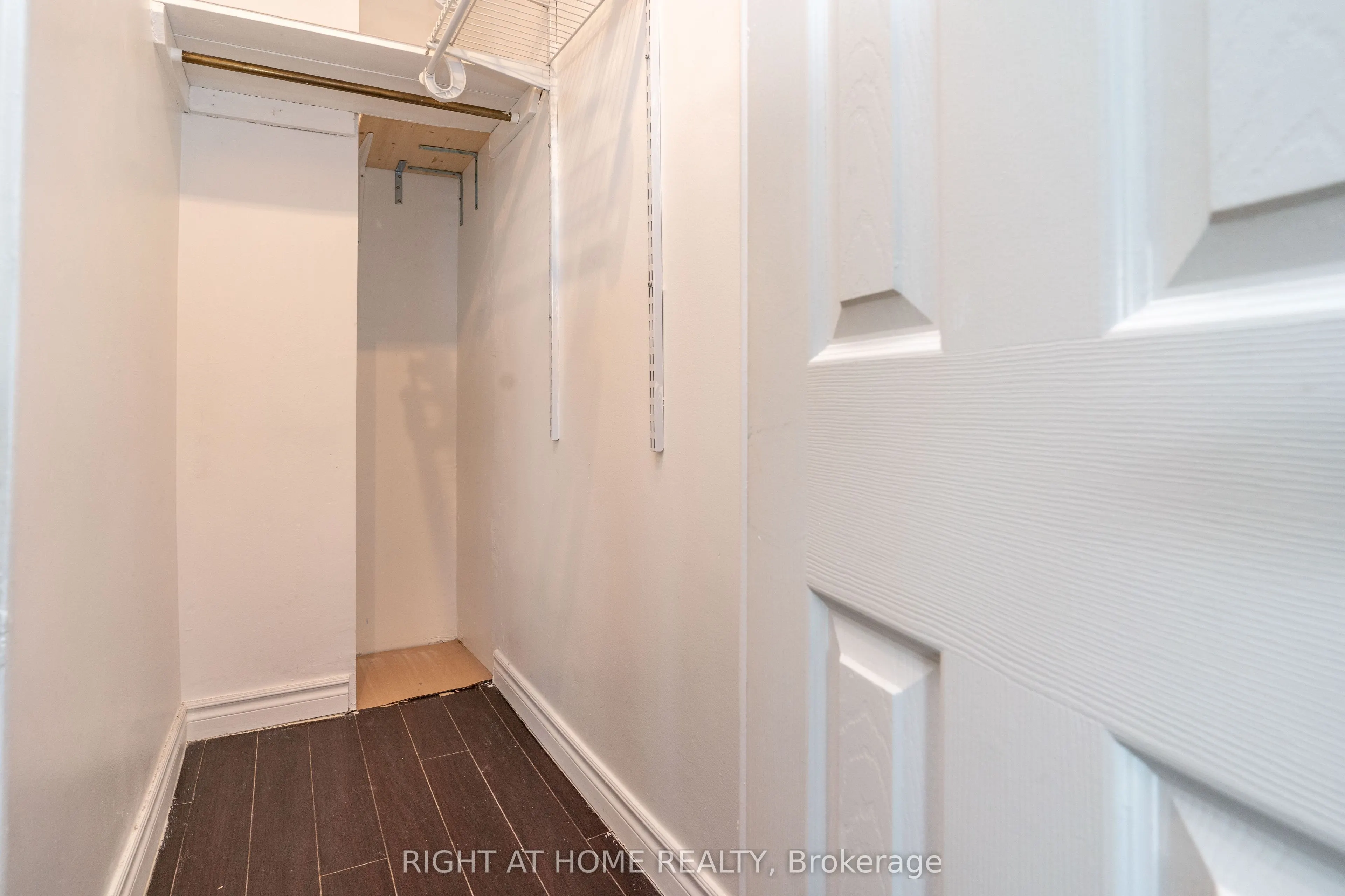 2 Ridelle Avenue #502
