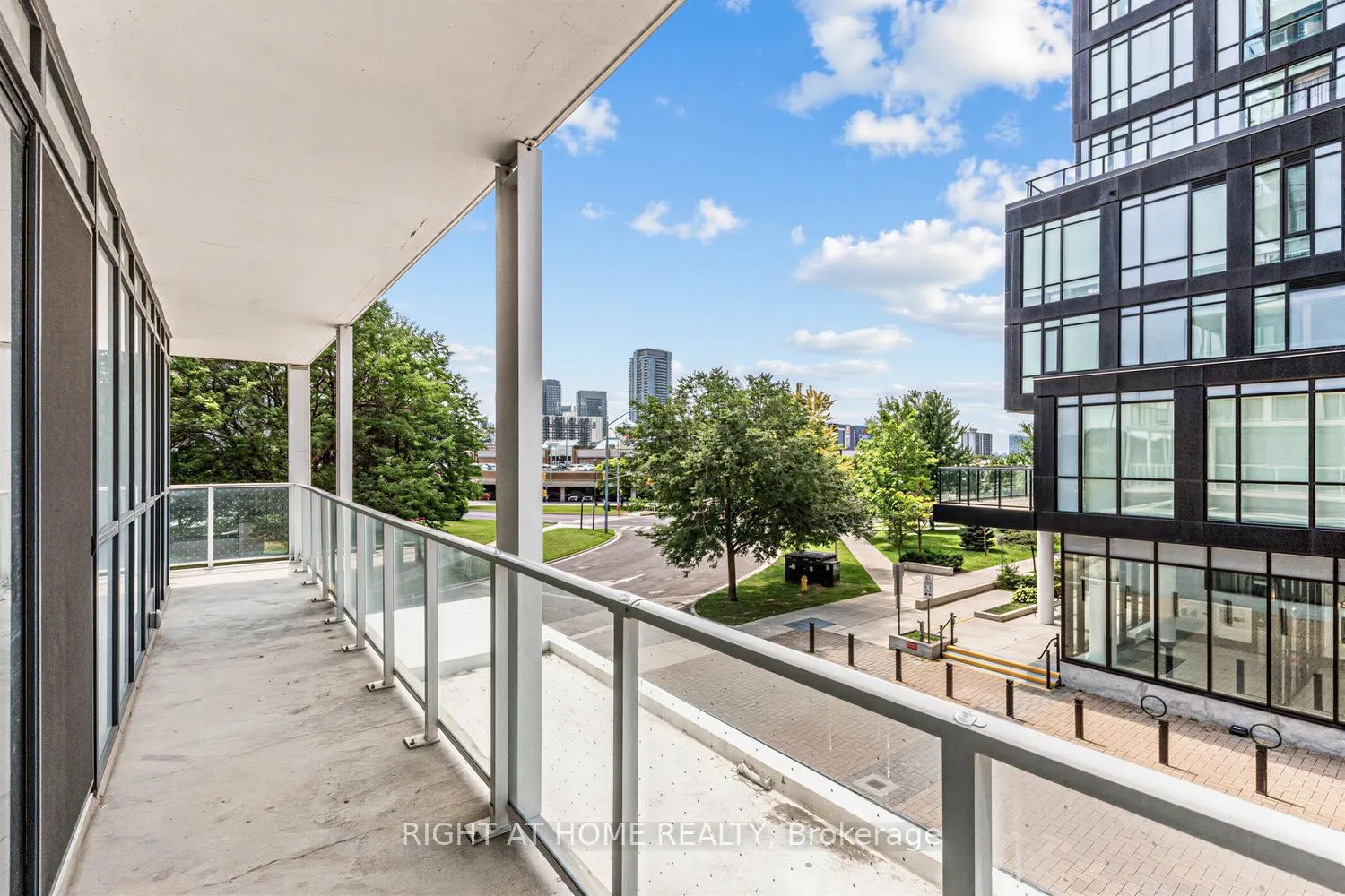 180 Fairview Mall Drive #202
