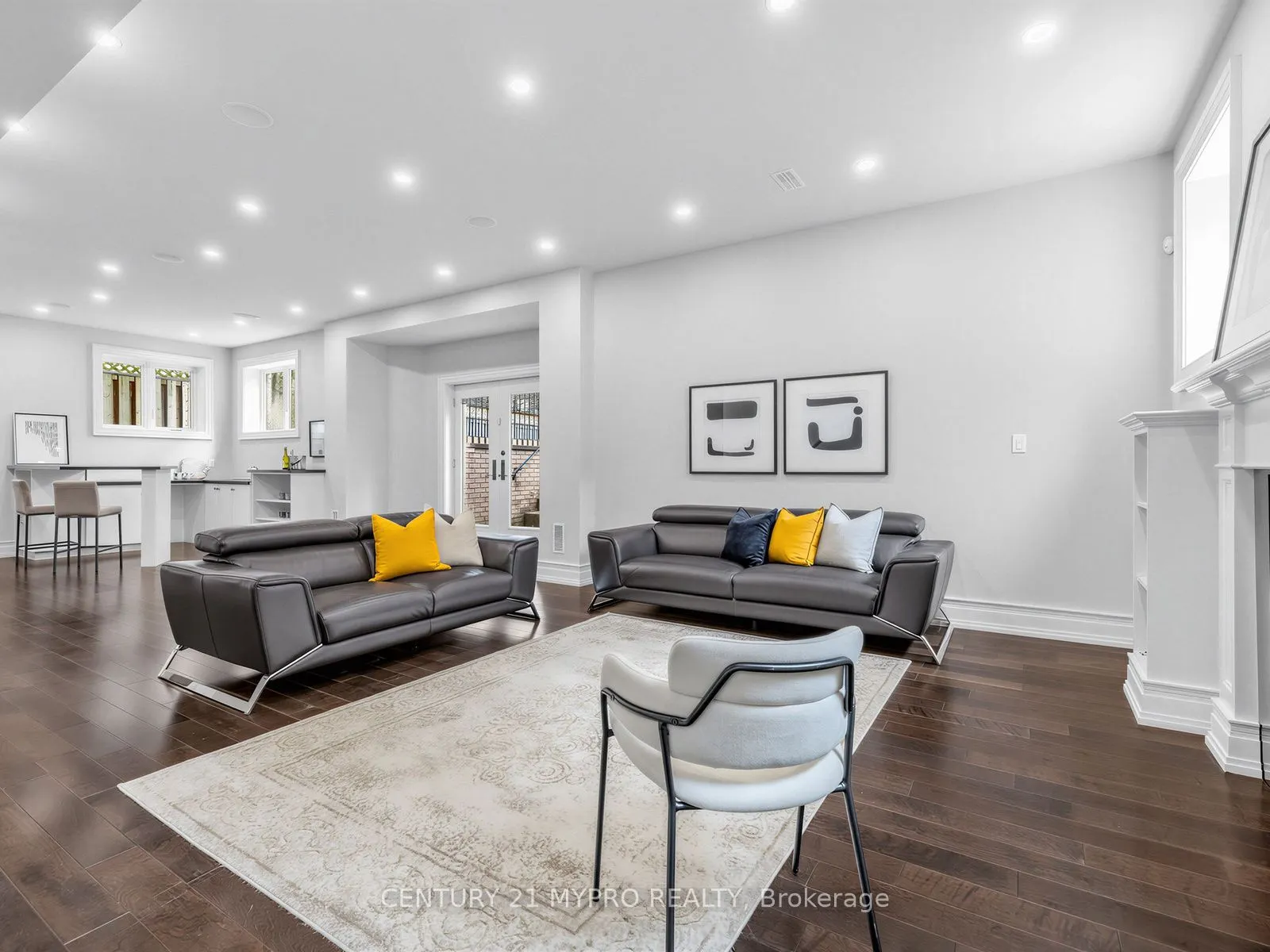 299 Spring Garden Avenue
