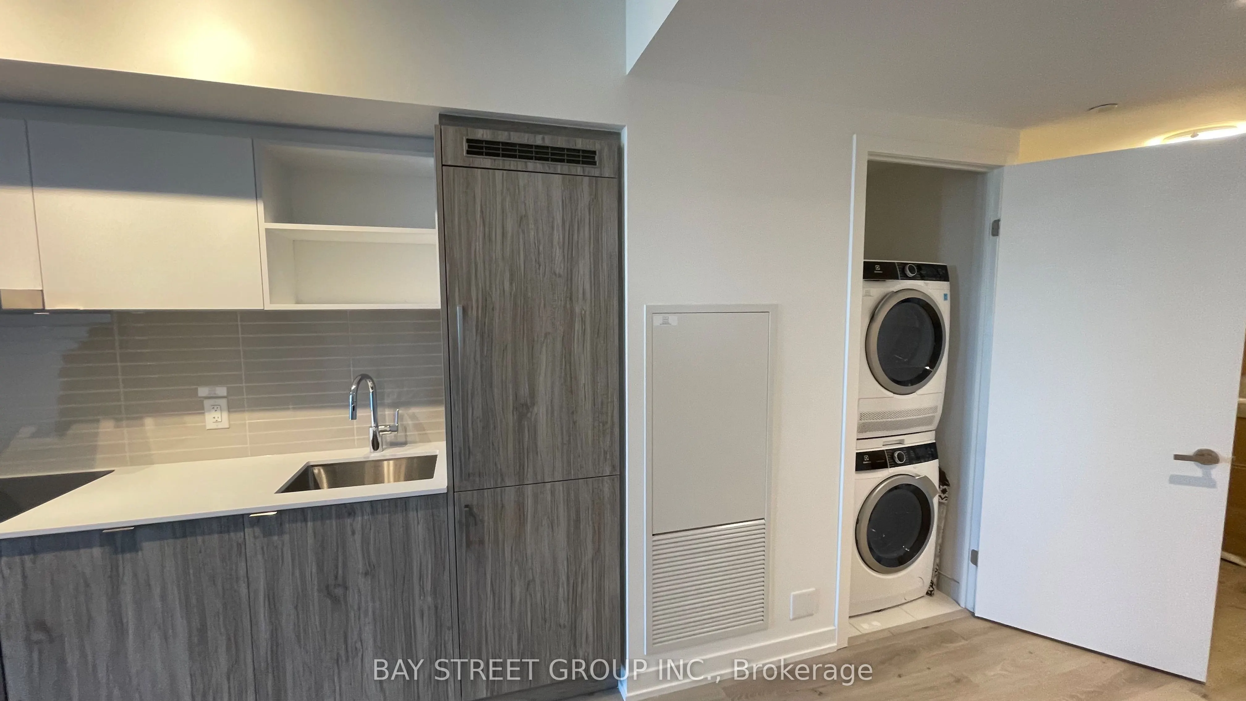 138 Downes Street #4302
