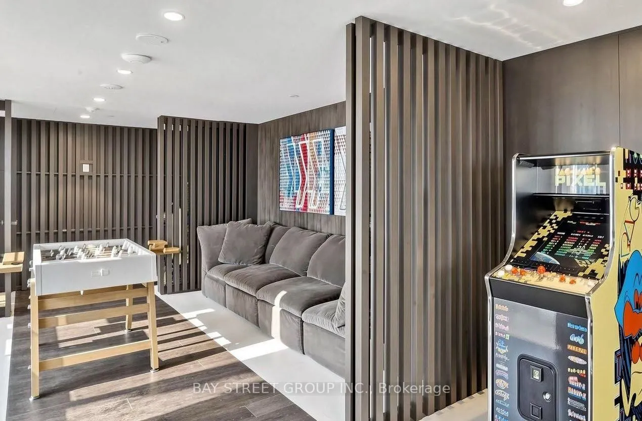 138 Downes Street #4302