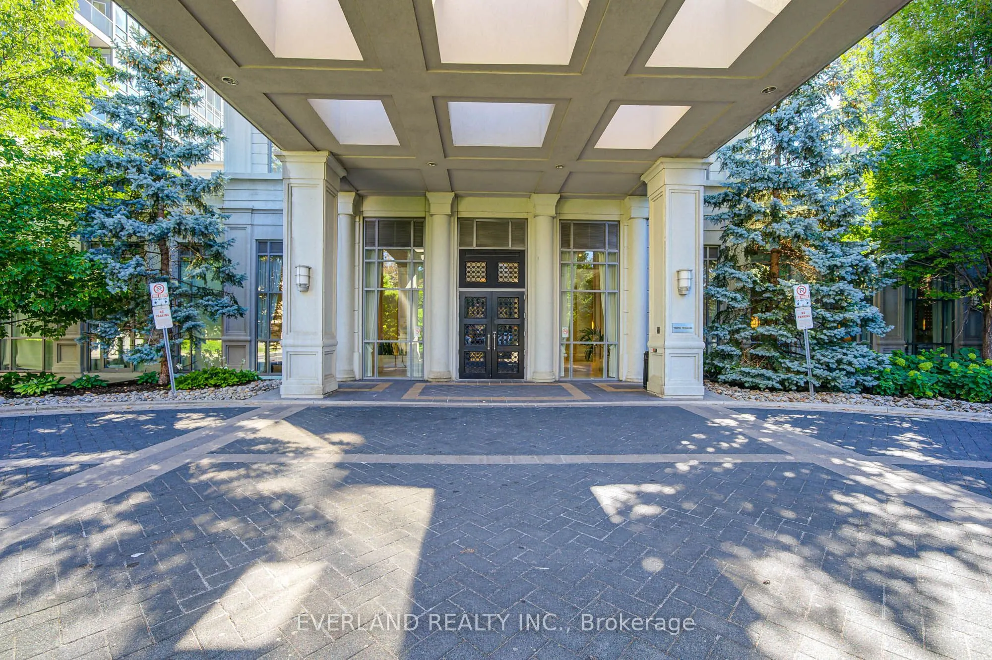 15 Greenview Avenue #707