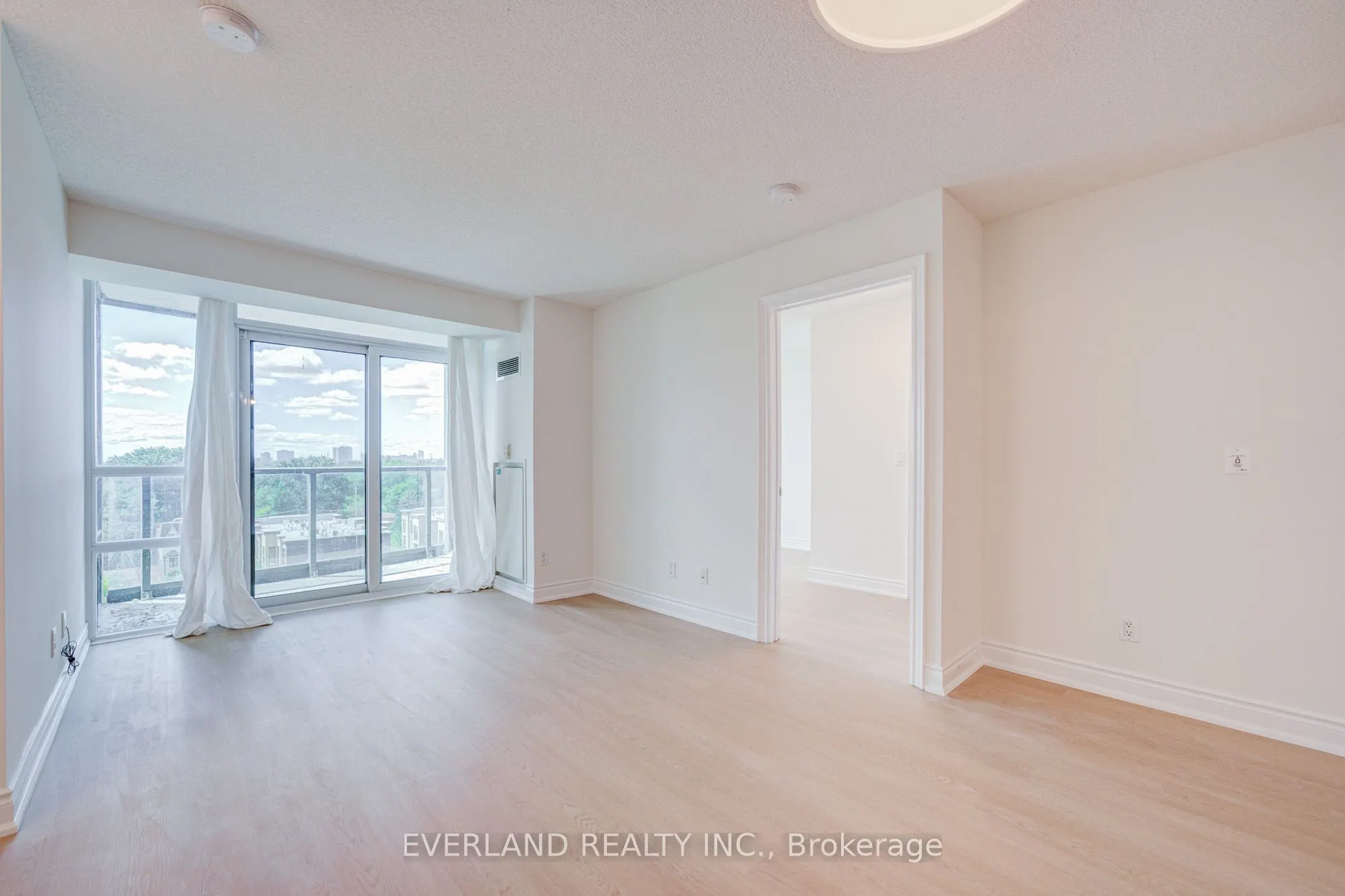 15 Greenview Avenue #707