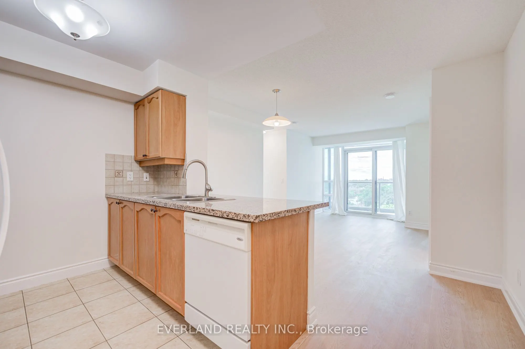 15 Greenview Avenue #707