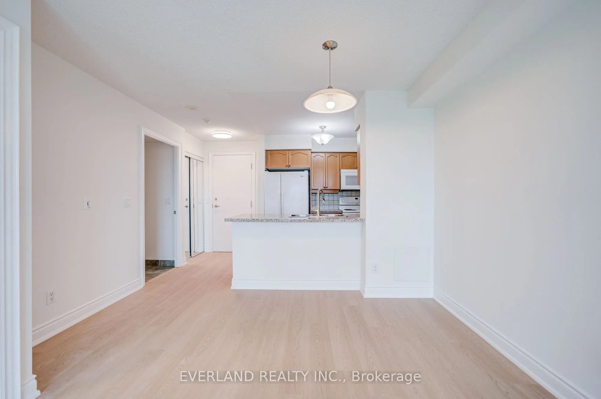 15 Greenview Avenue #707