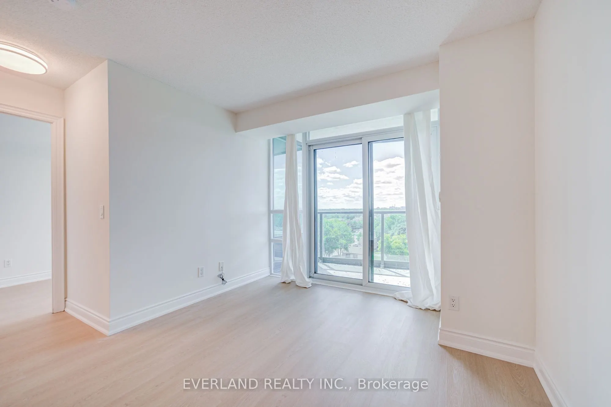 15 Greenview Avenue #707