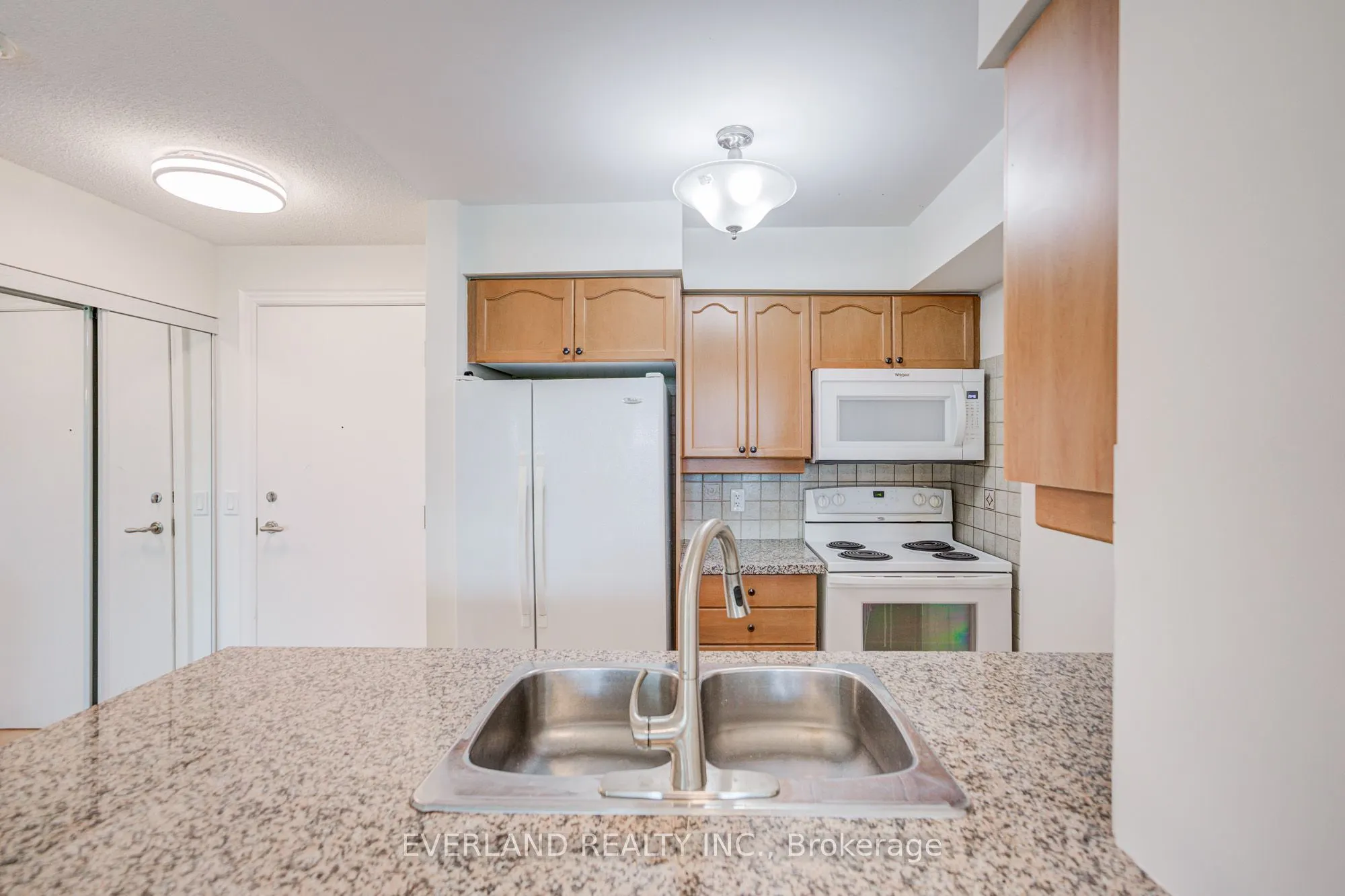 15 Greenview Avenue #707