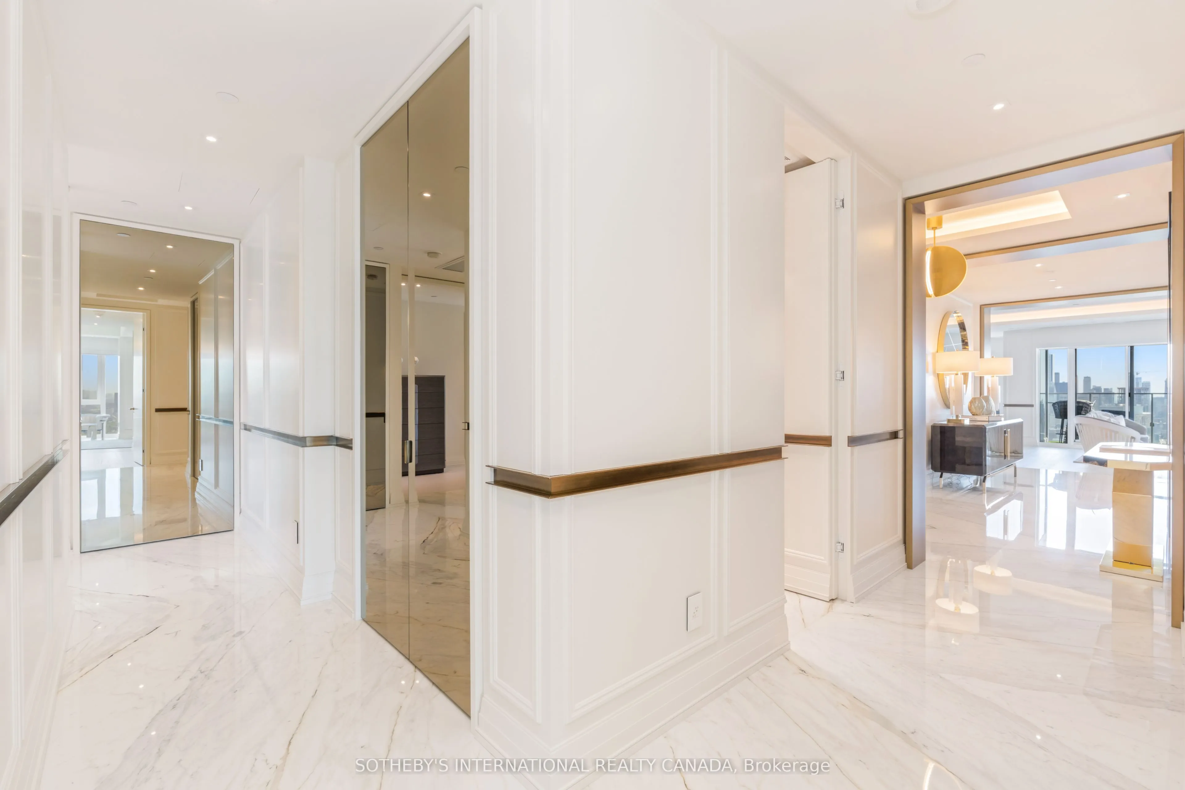 200 Cumberland Street #3802