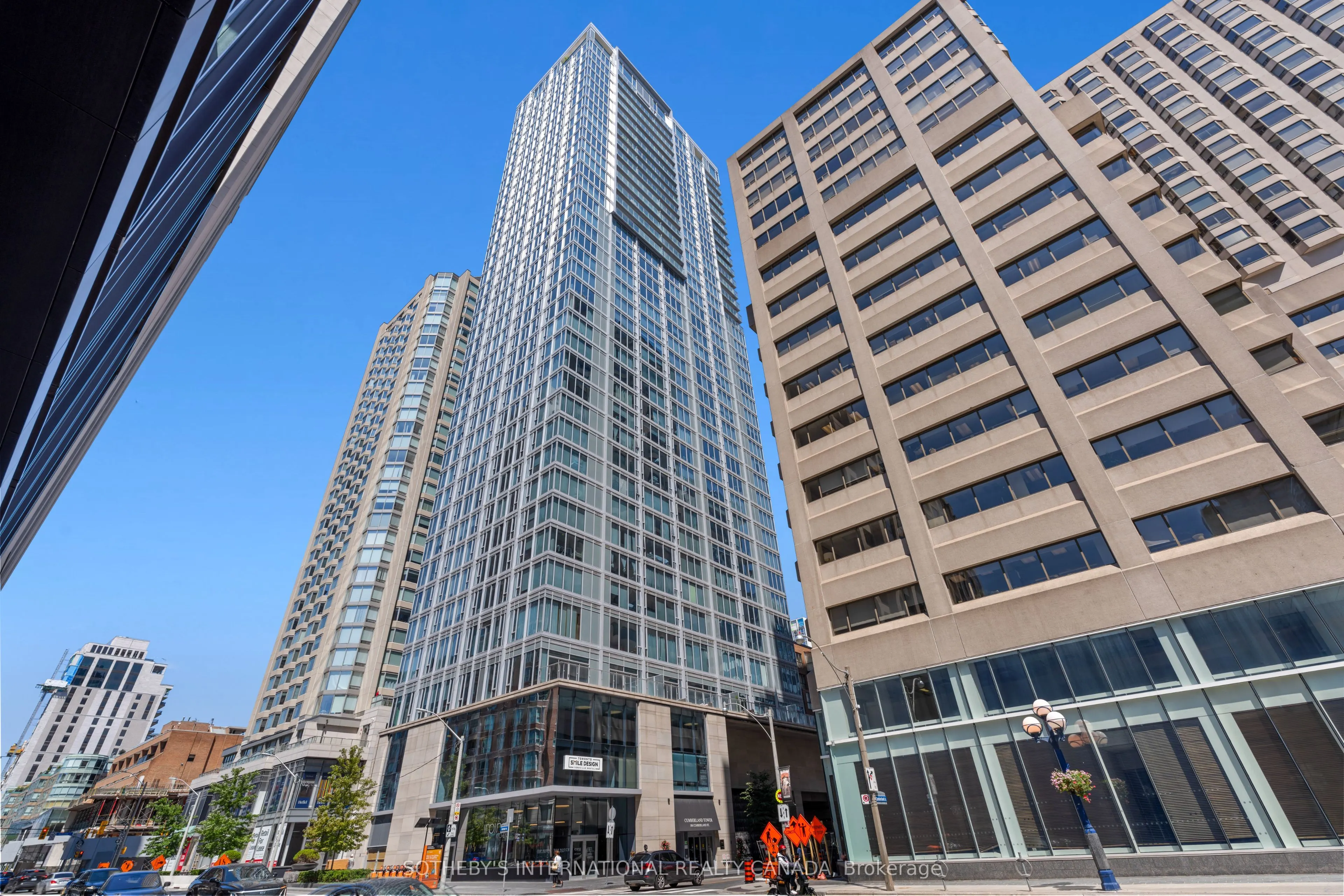 200 Cumberland Street #3802