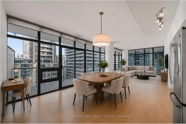 33 Charles Street E #1611