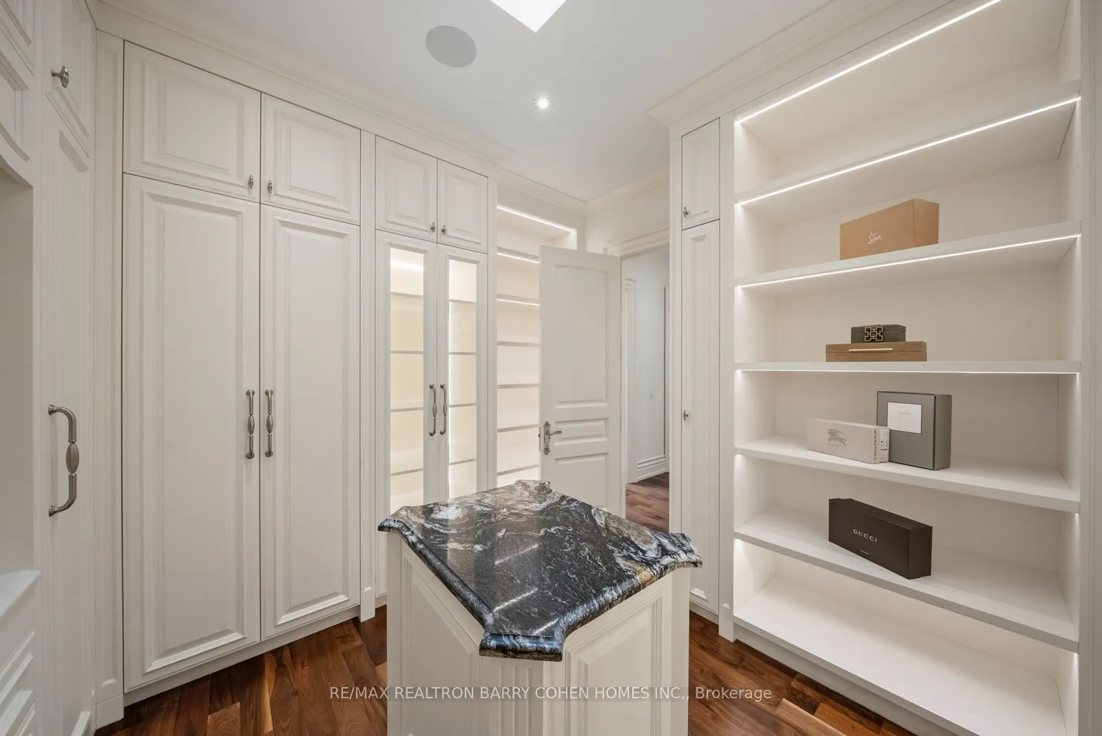 99 Bayview Ridge