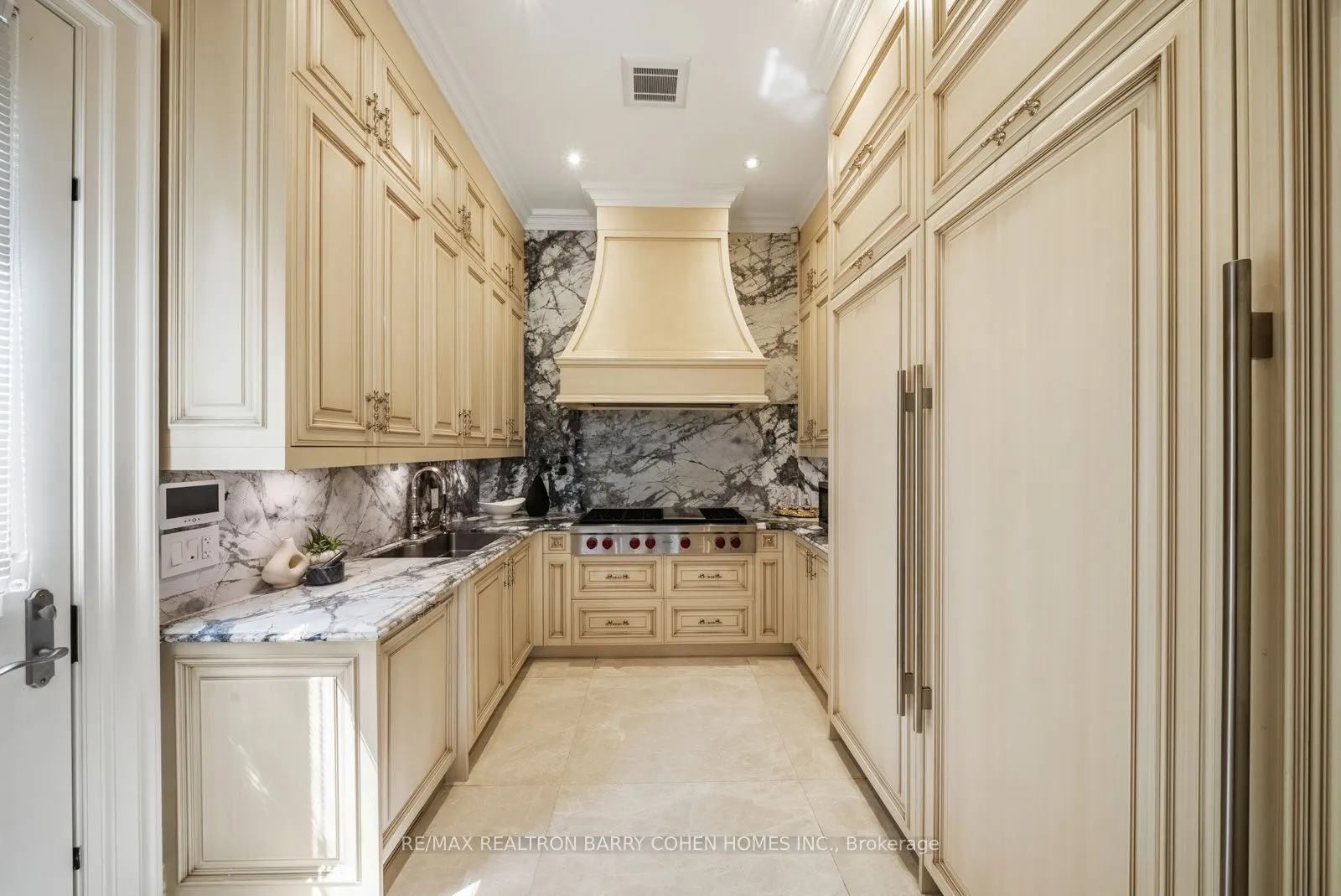 99 Bayview Ridge