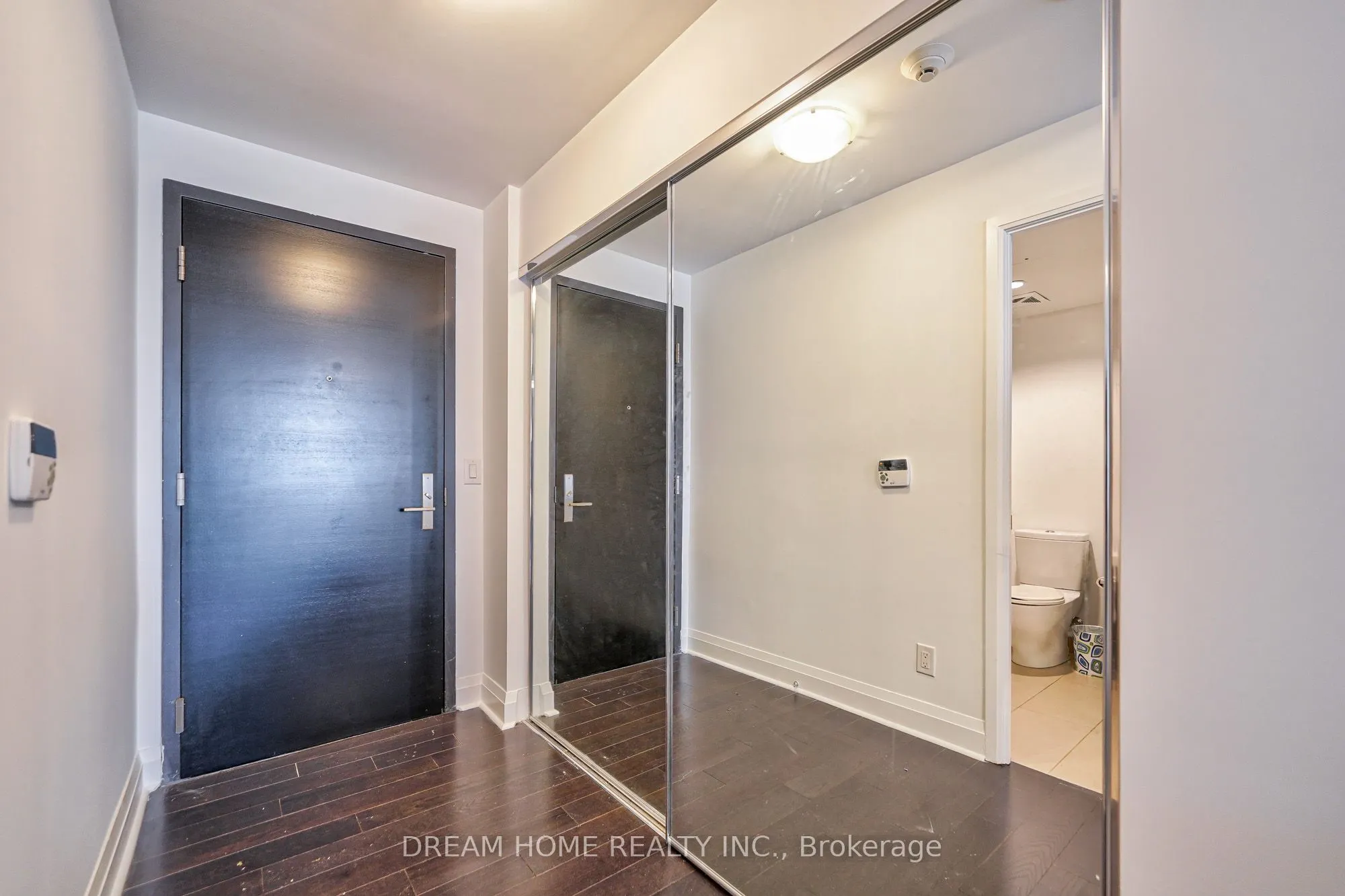 1080 Bay Street #709