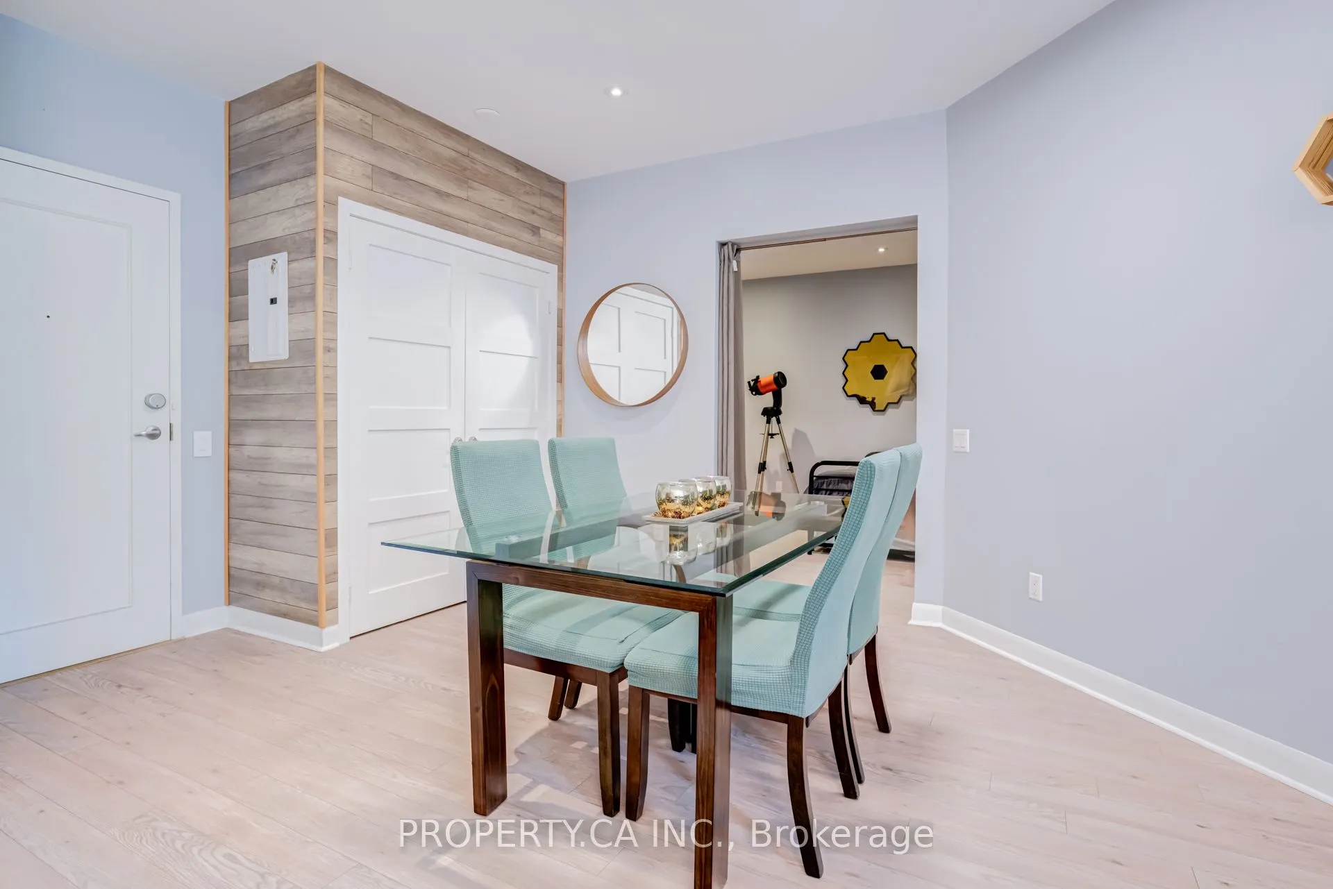 525 Wilson Avenue #118