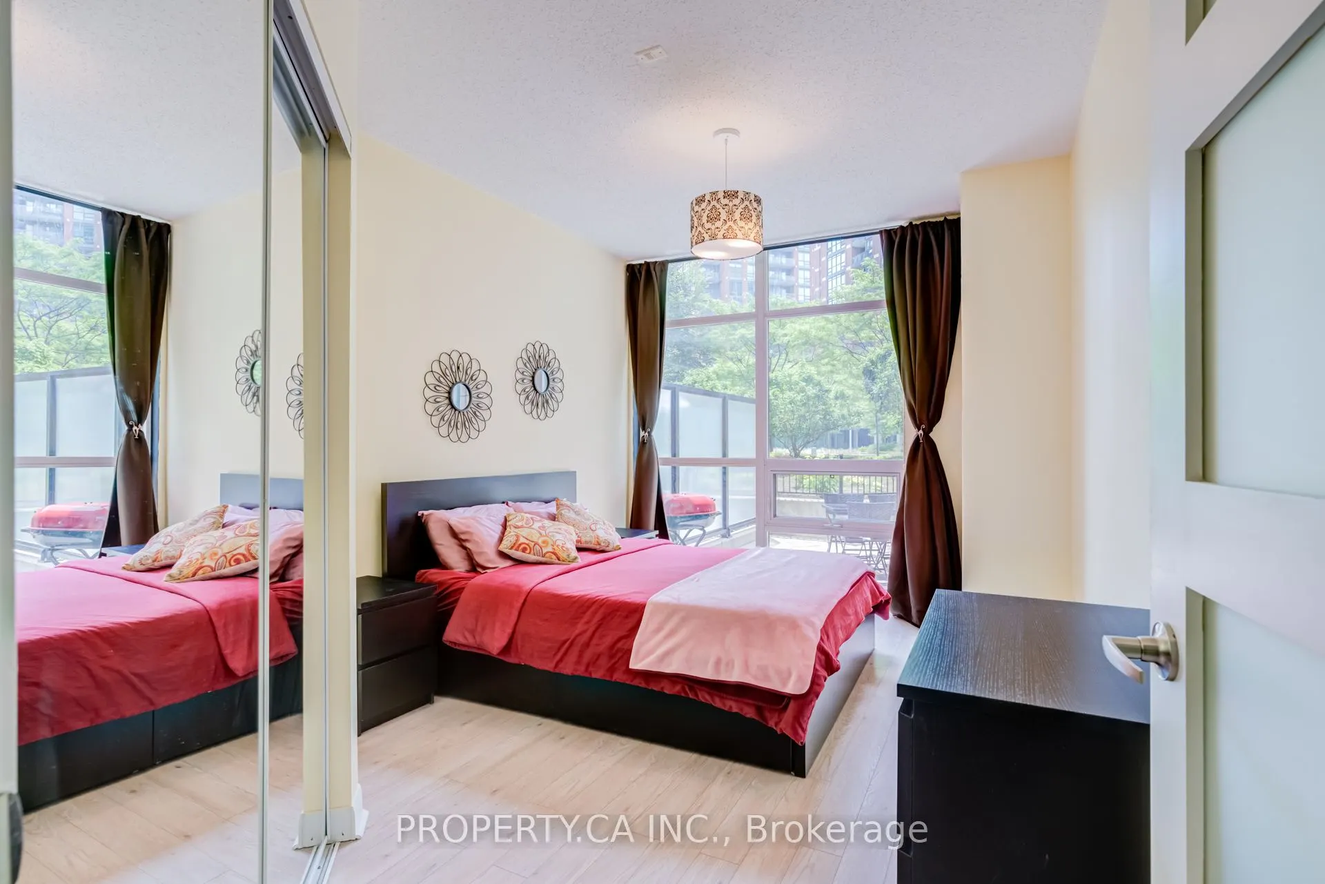 525 Wilson Avenue #118