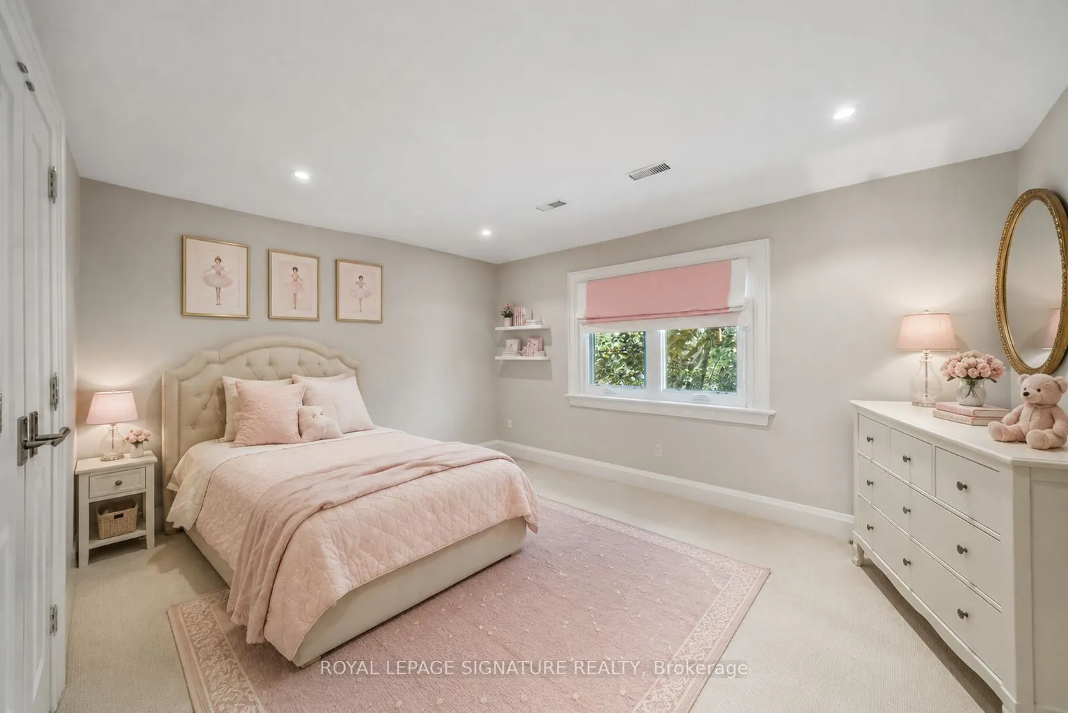 230 Strathallan Wood